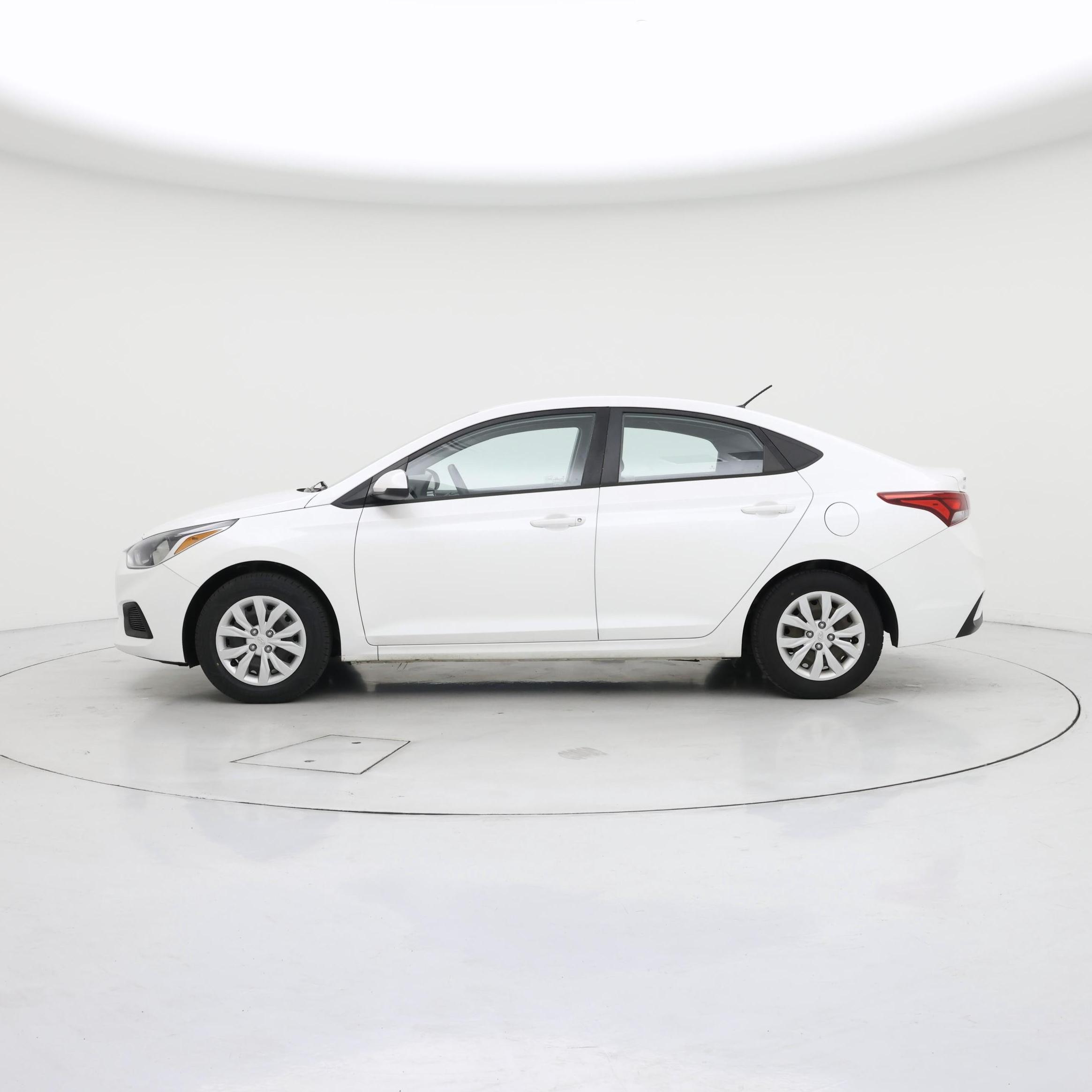 Thumbnail: 2019 Hyundai Accent - 3