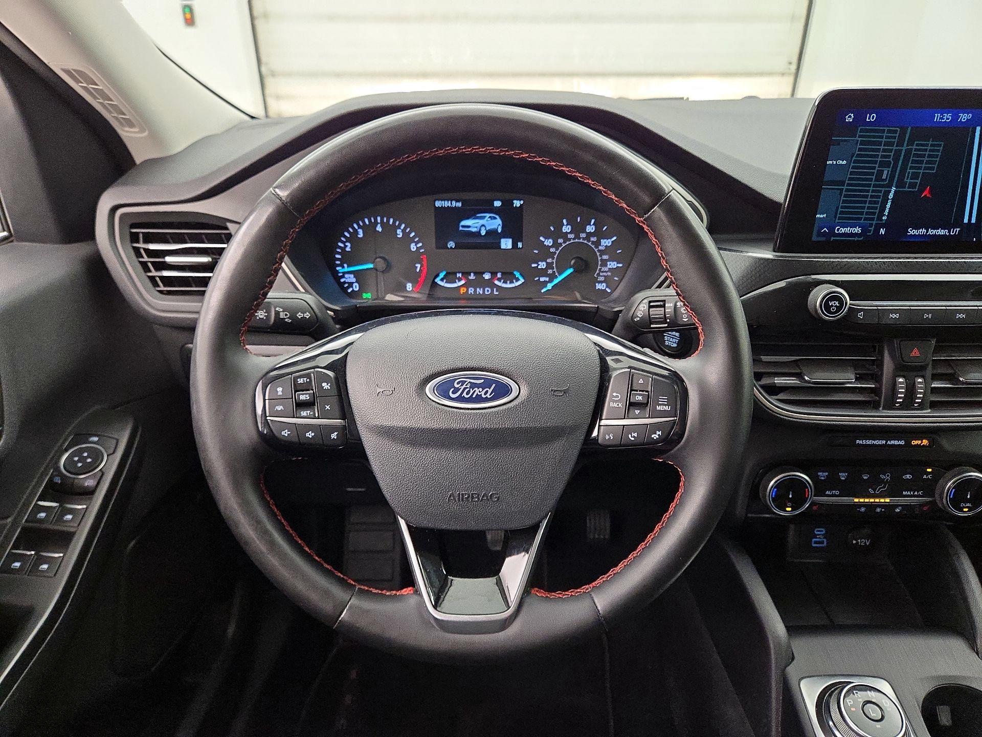 Thumbnail: 2022 Ford Escape - 10