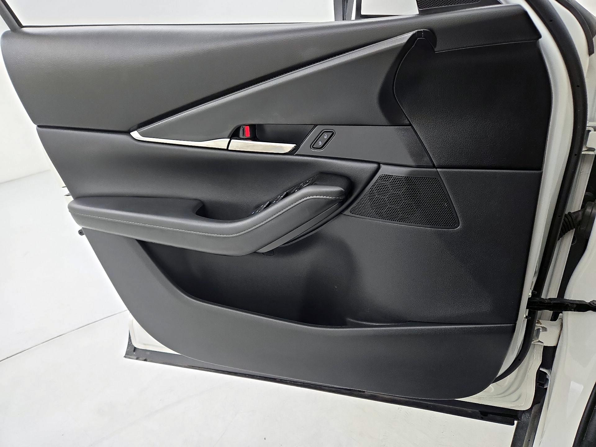 Thumbnail: 2025 Mazda CX-30 - 12