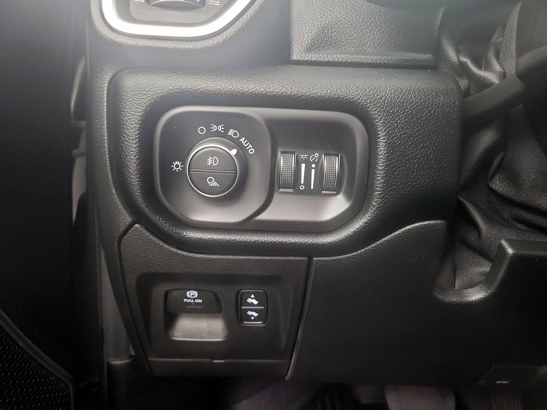 Thumbnail: 2022 RAM 1500 - 13
