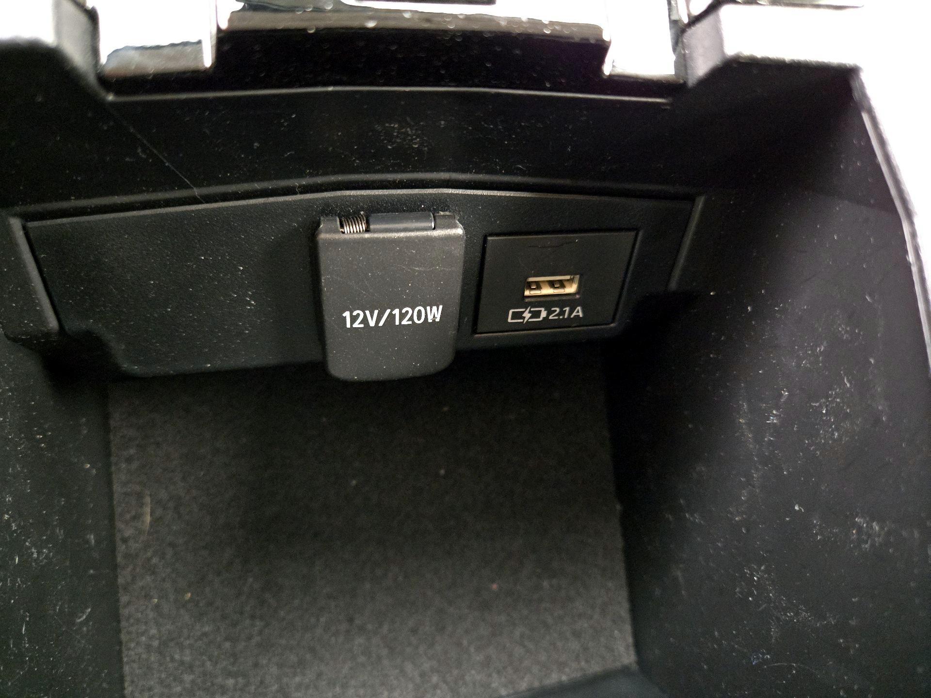 Thumbnail: 2020 Toyota Corolla - 18