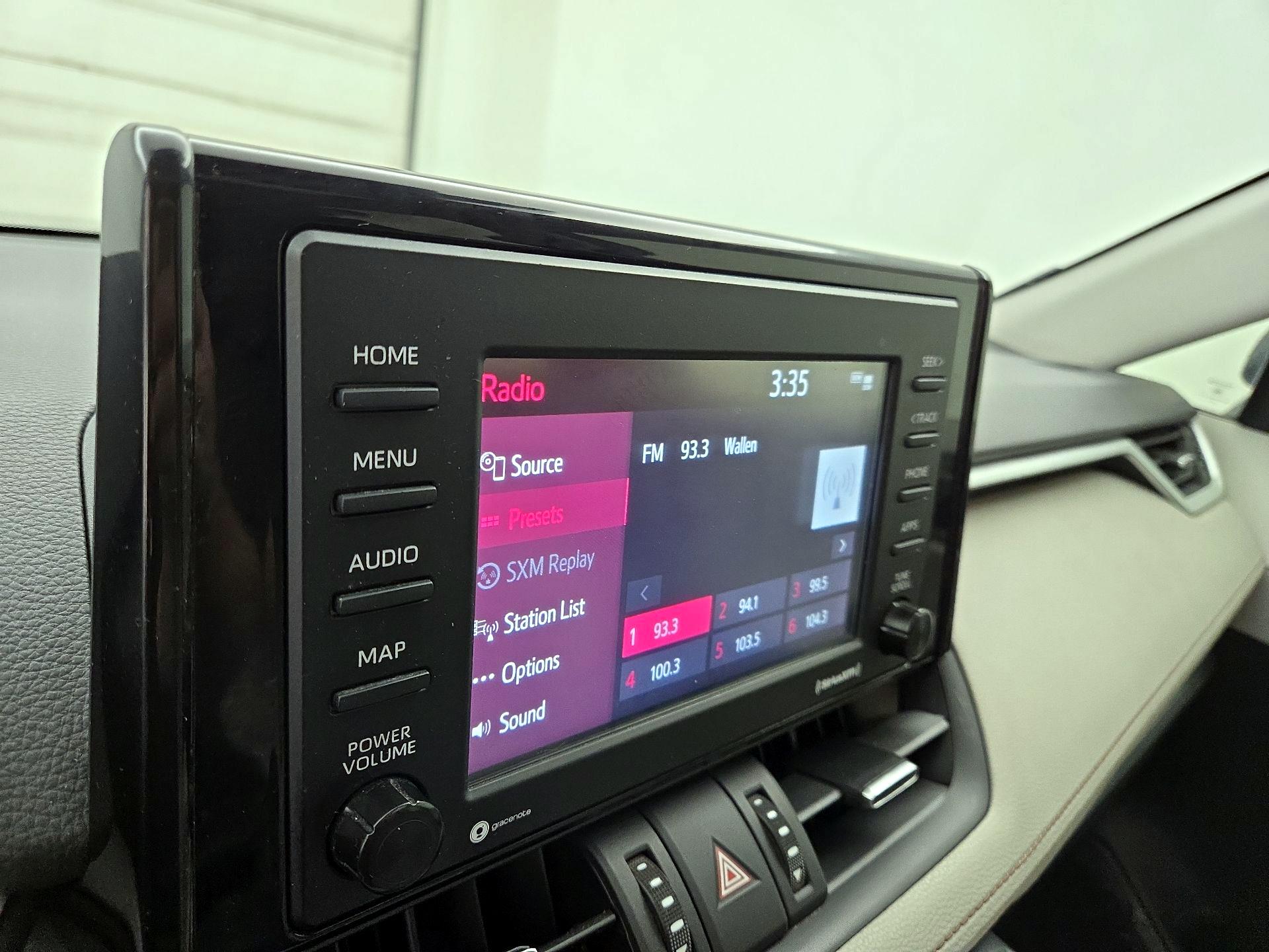 Thumbnail: 2020 Toyota RAV4 - 15