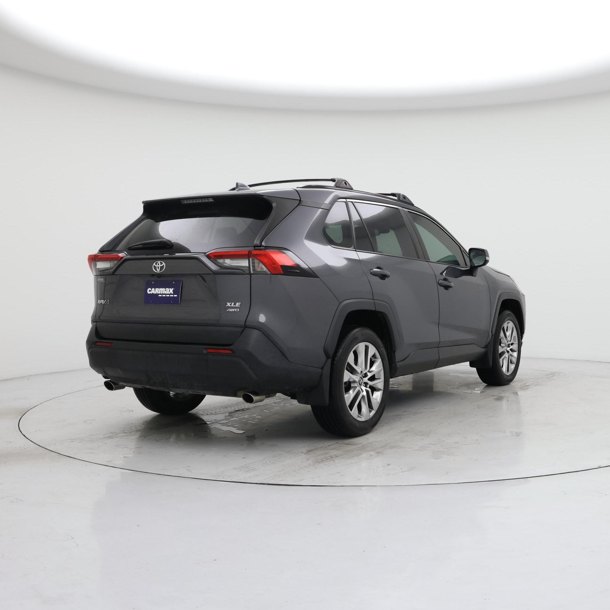 Thumbnail: 2020 Toyota RAV4 - 8