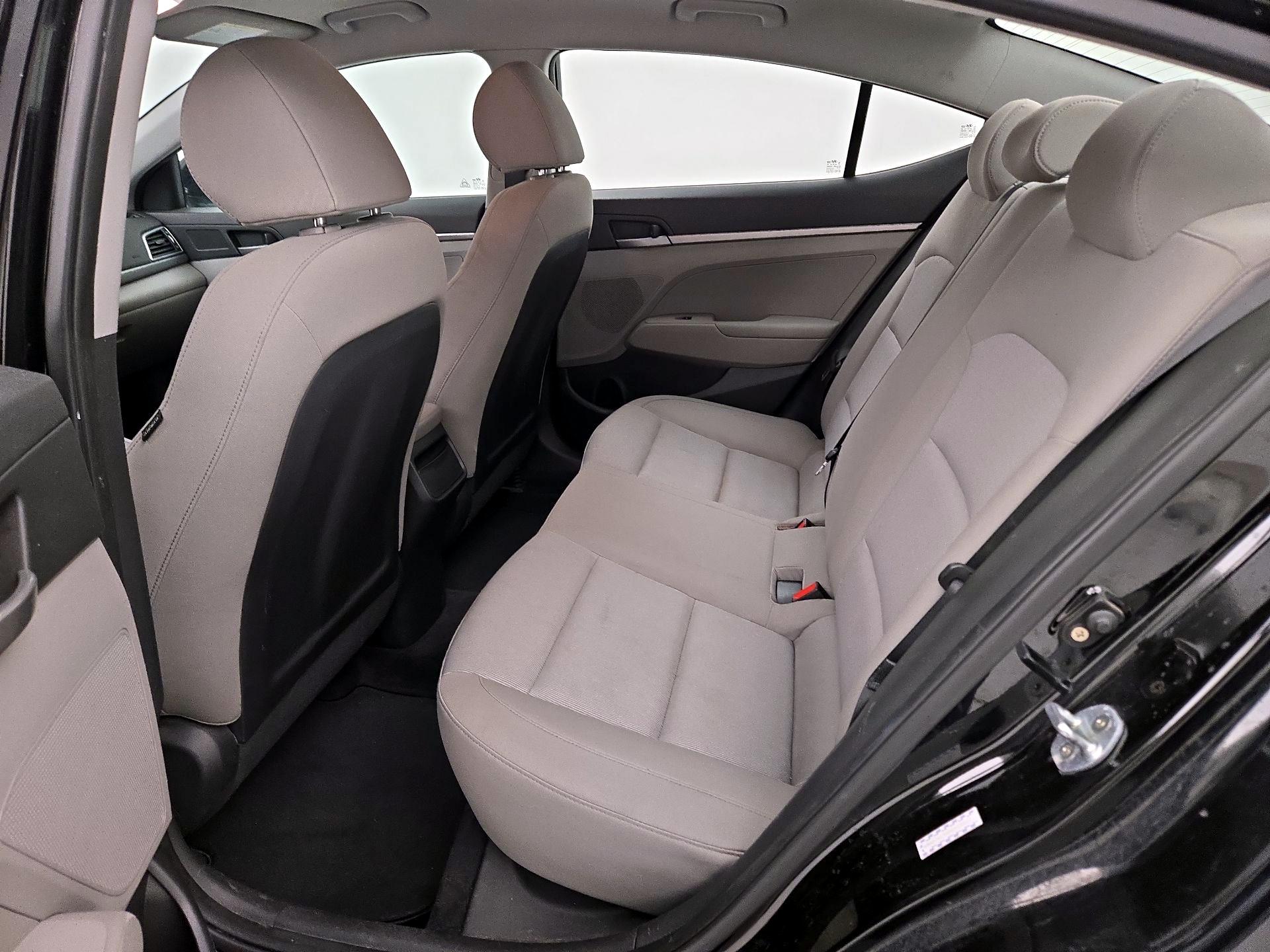 Thumbnail: 2017 Hyundai Elantra - 18