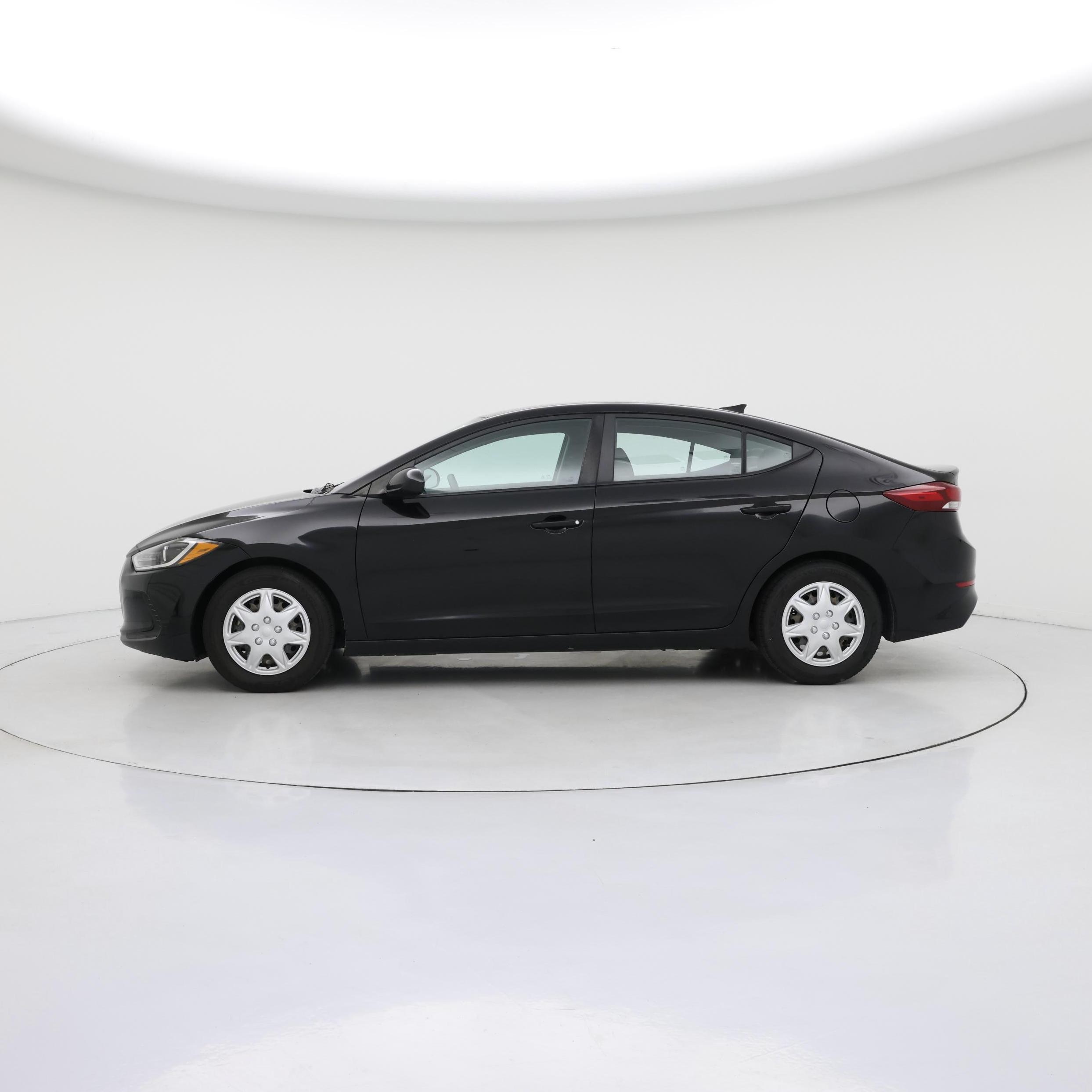 Thumbnail: 2017 Hyundai Elantra - 3