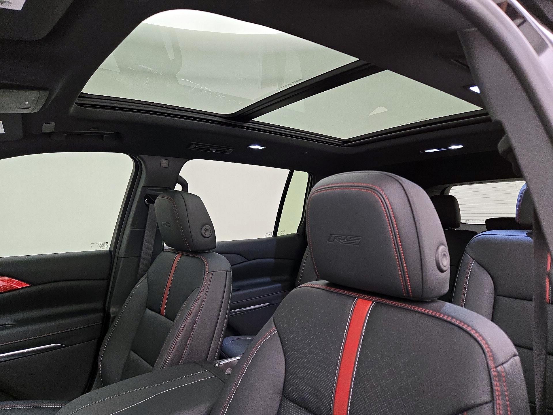 Thumbnail: 2026 Chevrolet Traverse - 20