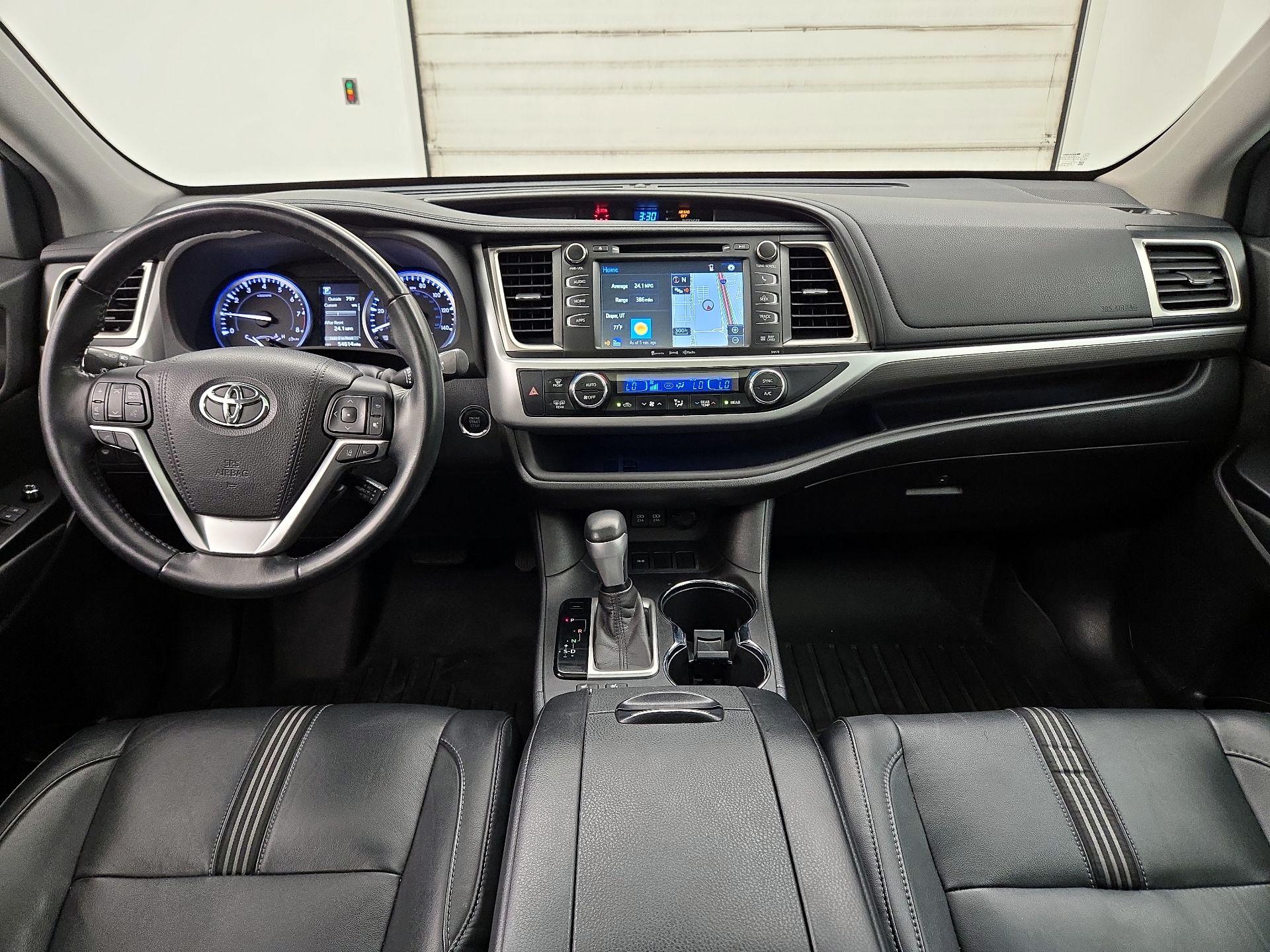 Thumbnail: 2017 Toyota Highlander - 9