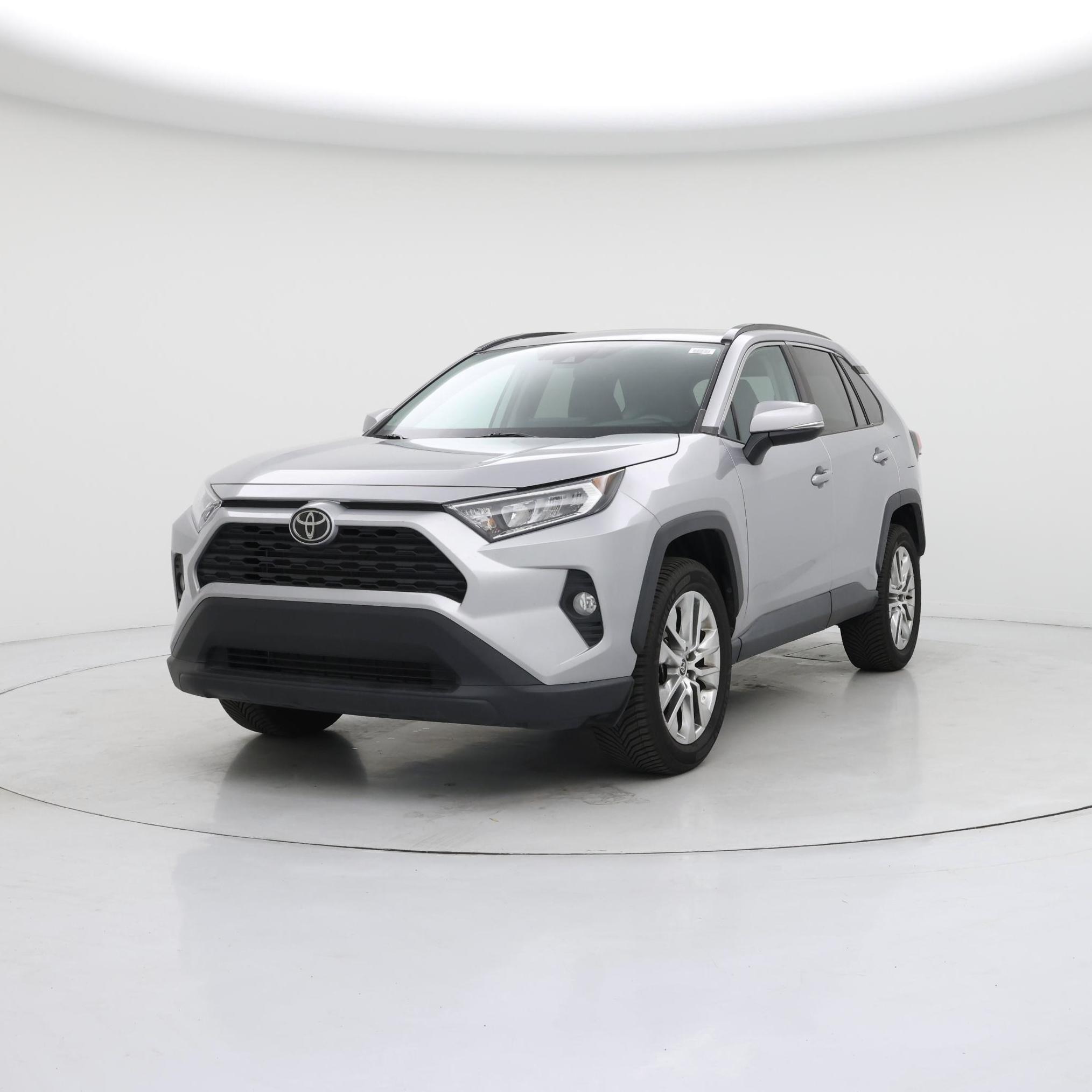 Thumbnail: 2021 Toyota RAV4 - 4