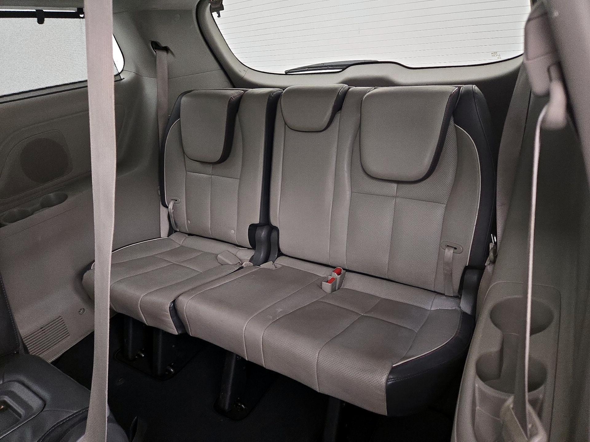 Thumbnail: 2015 Kia Sedona - 20