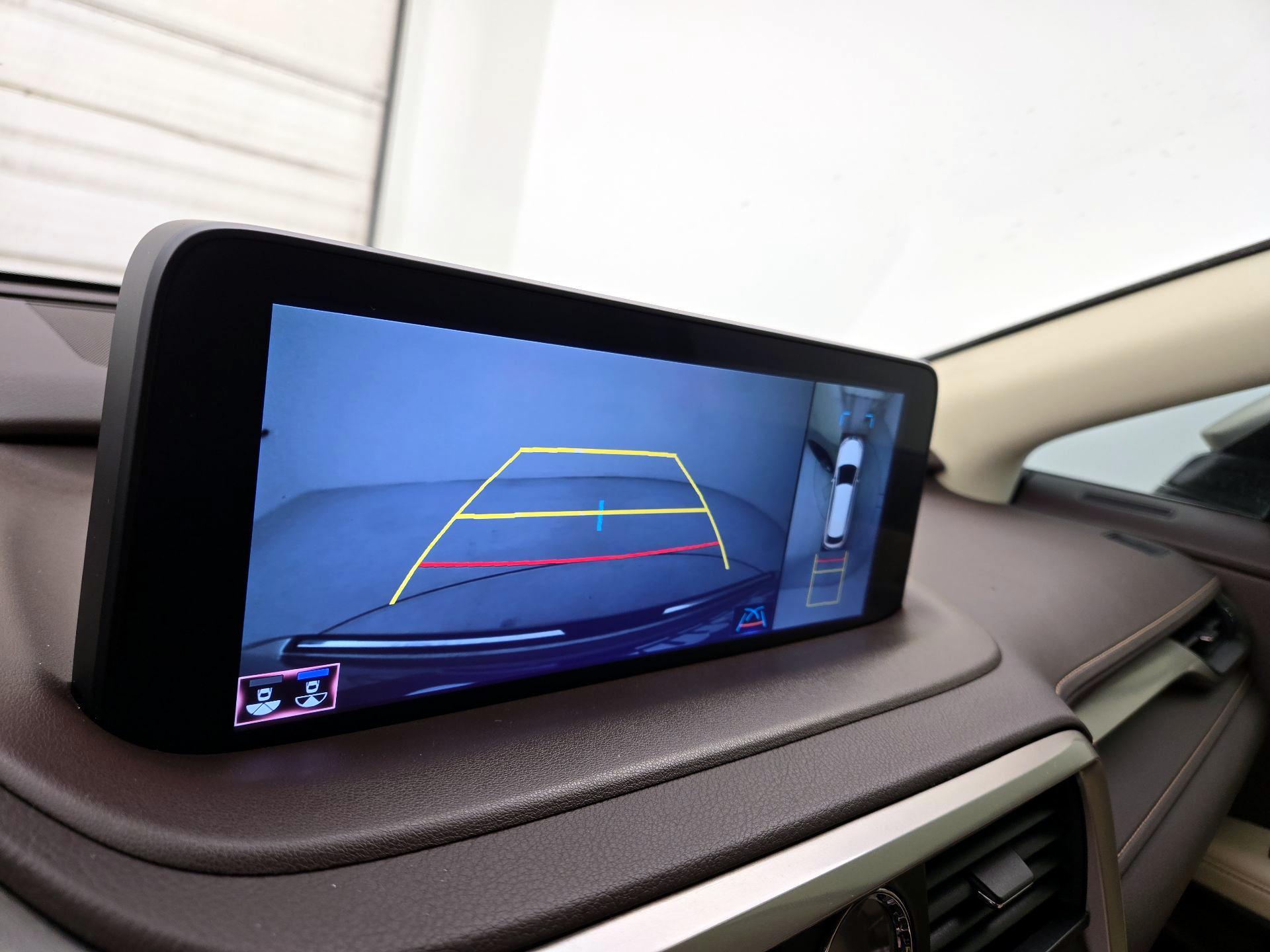 Thumbnail: 2020 Lexus RX - 15