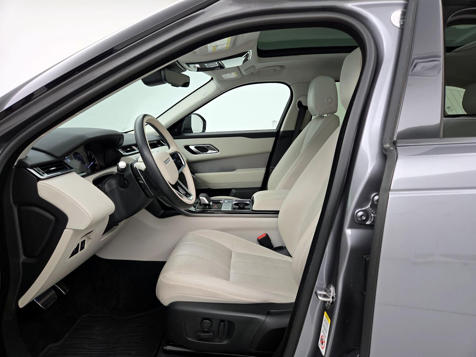 Thumbnail: 2023 Land Rover Range Rover Velar - 11