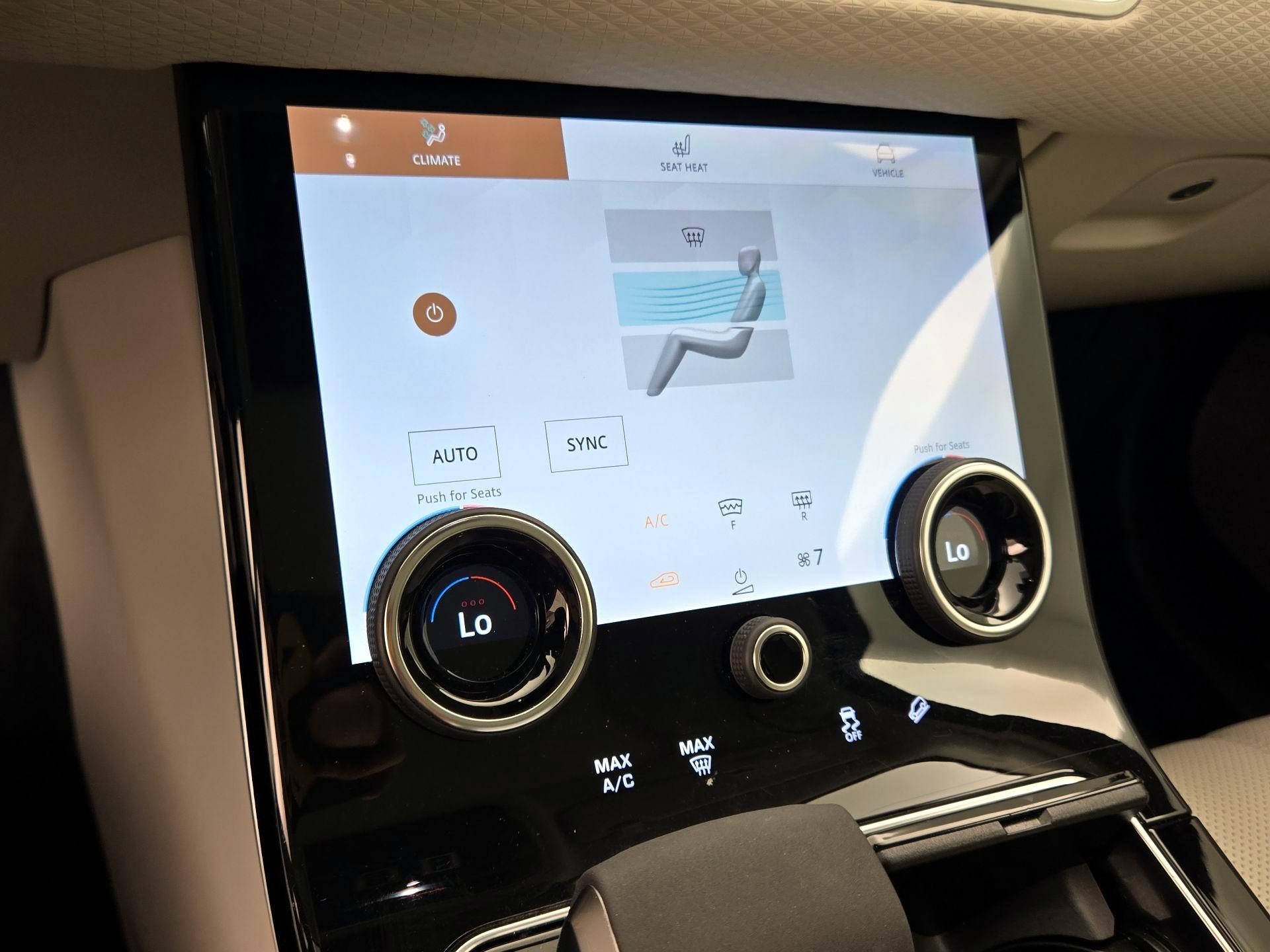 Thumbnail: 2023 Land Rover Range Rover Velar - 17