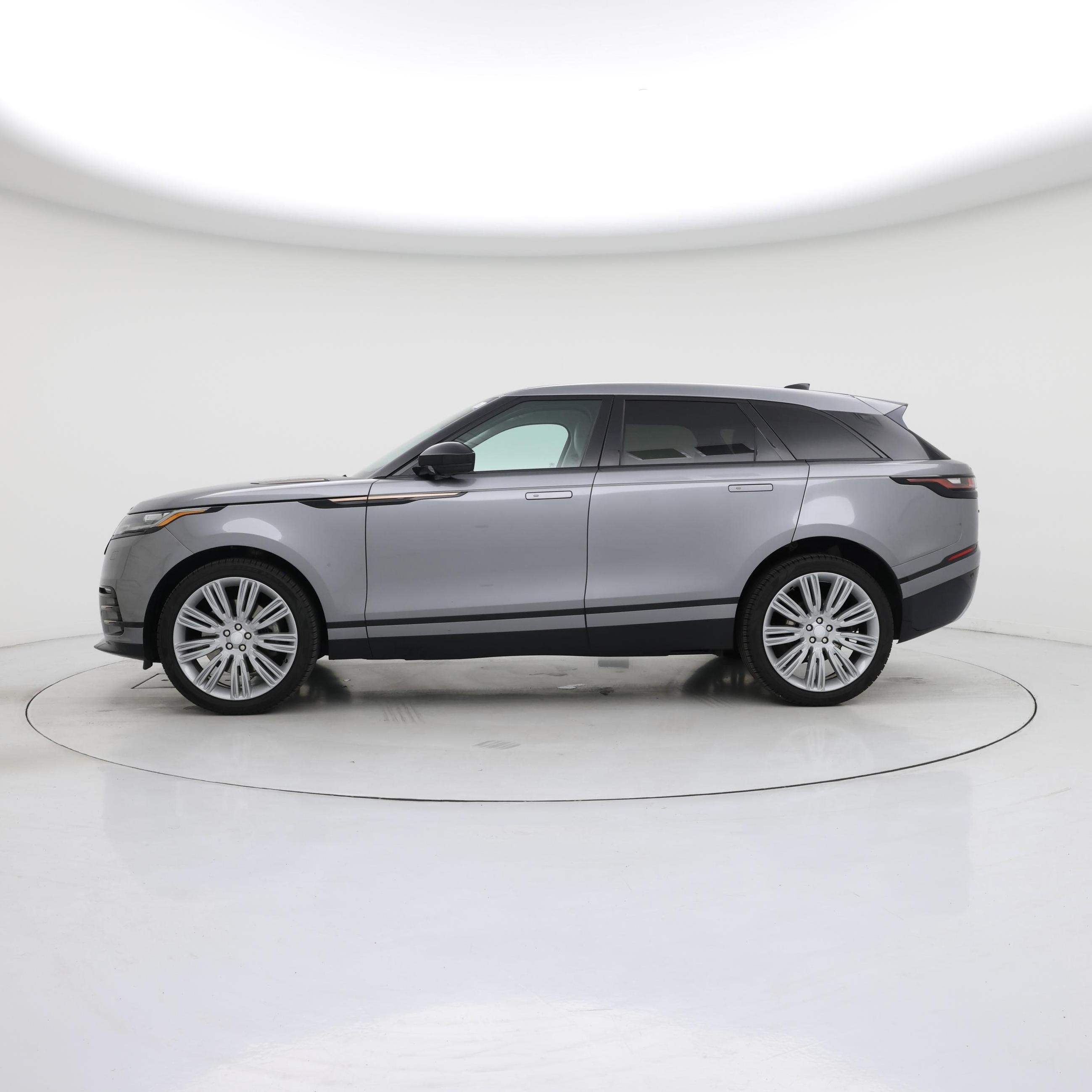 Thumbnail: 2023 Land Rover Range Rover Velar - 3