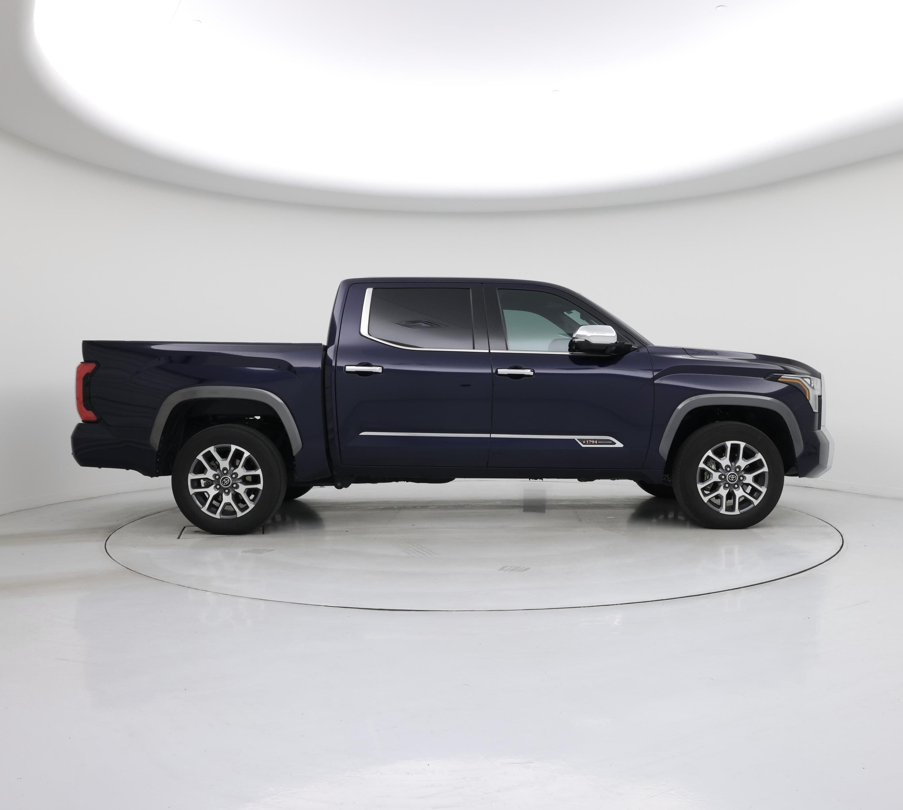 Thumbnail: 2023 Toyota Tundra - 7