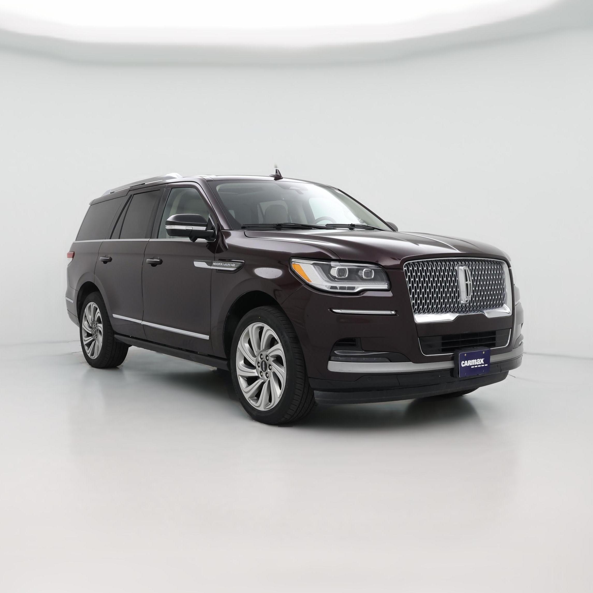 Thumbnail: 2024 Lincoln Navigator - 1