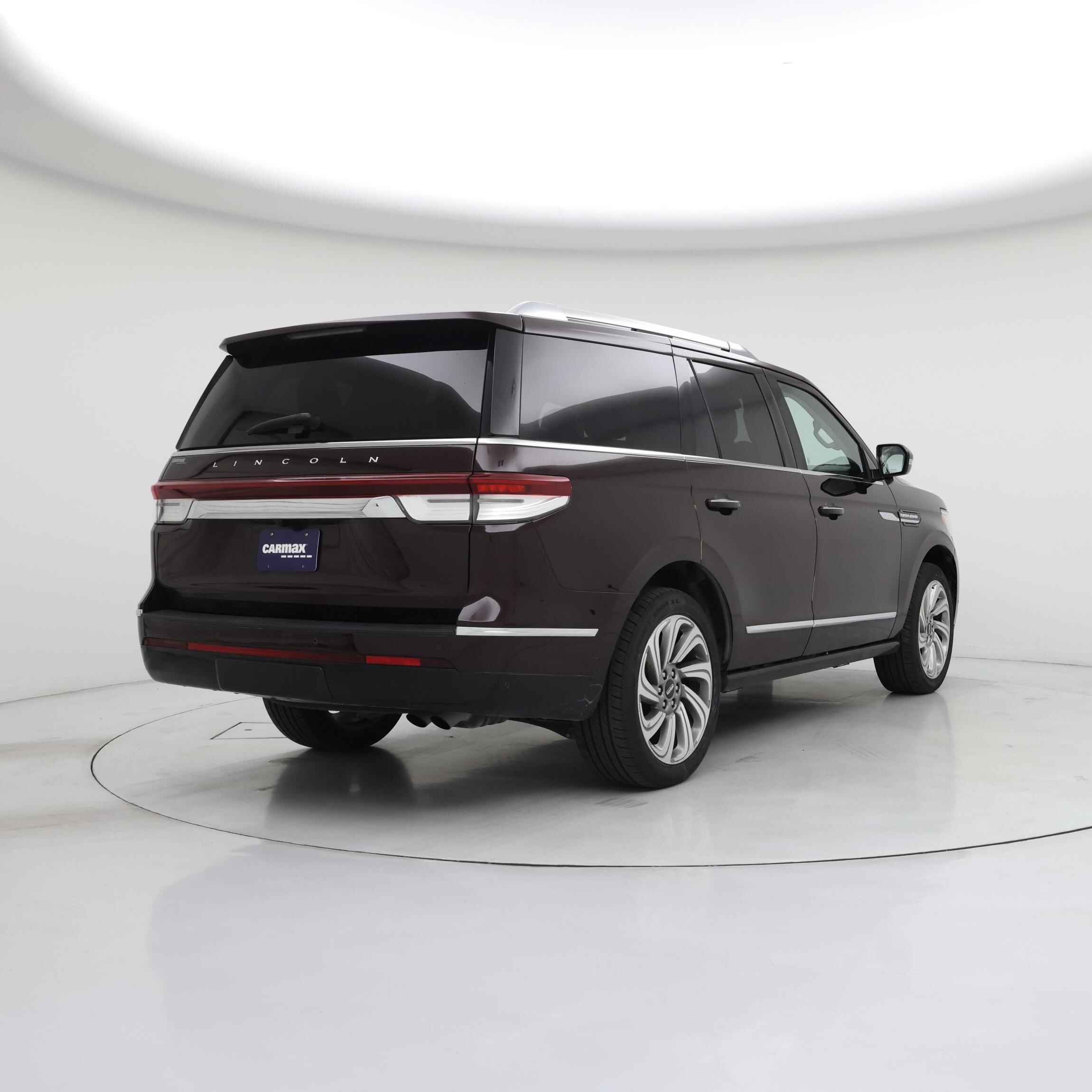 Thumbnail: 2024 Lincoln Navigator - 8