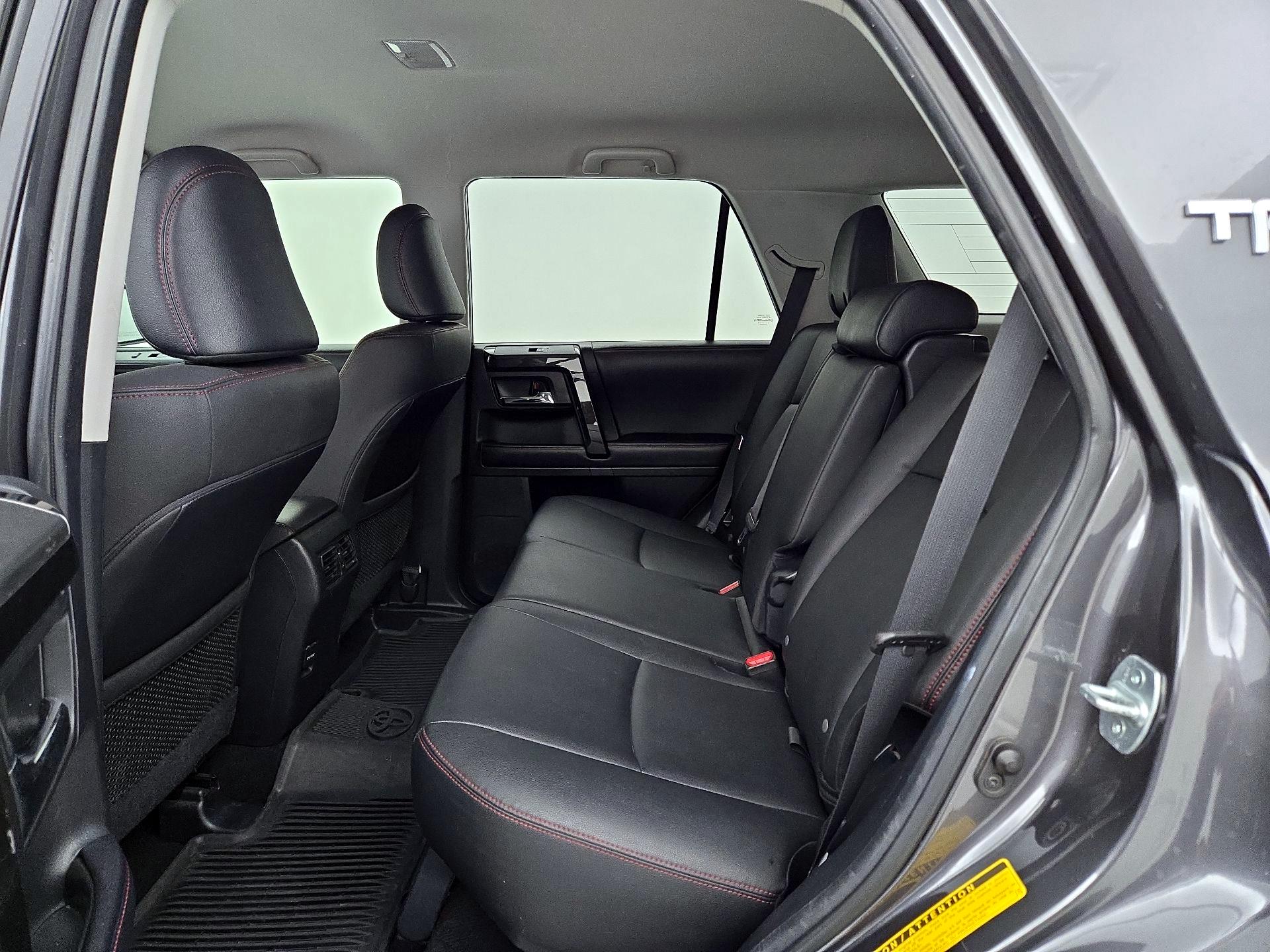 Thumbnail: 2019 Toyota 4Runner - 19