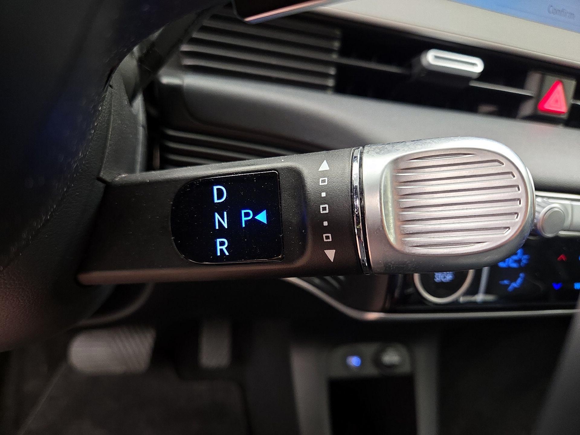 Thumbnail: 2022 Hyundai Ioniq 5 - 18