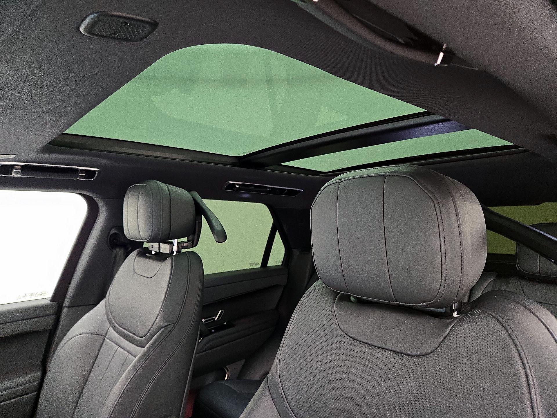 Thumbnail: 2023 Land Rover Range Rover Sport - 20