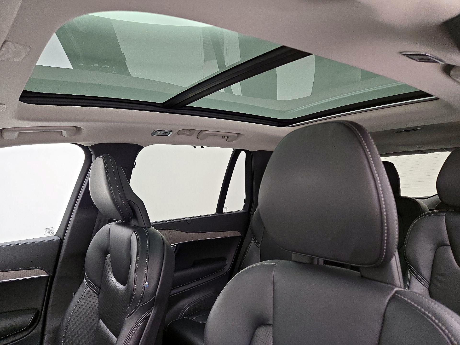 Thumbnail: 2021 Volvo XC90 - 20