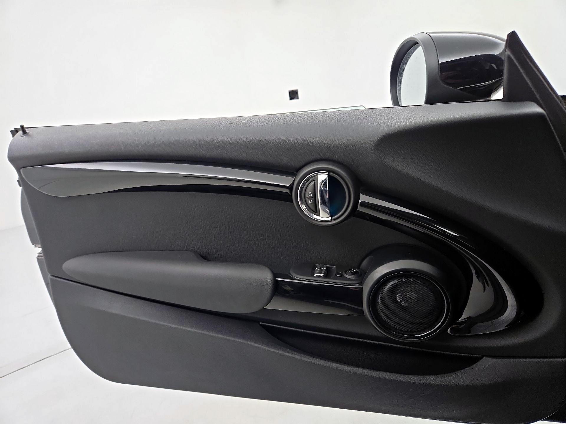 Thumbnail: 2021 MINI Cooper Hardtop - 12