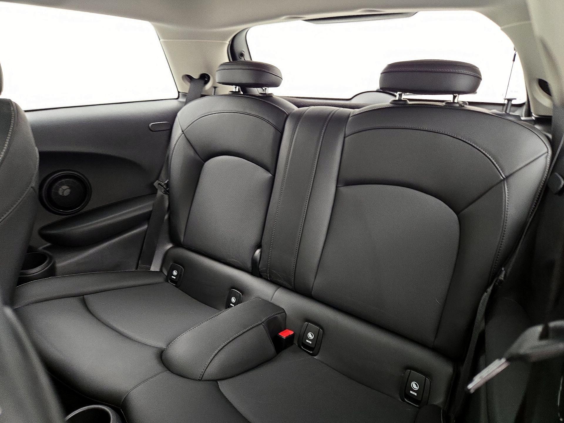 Thumbnail: 2021 MINI Cooper Hardtop - 20