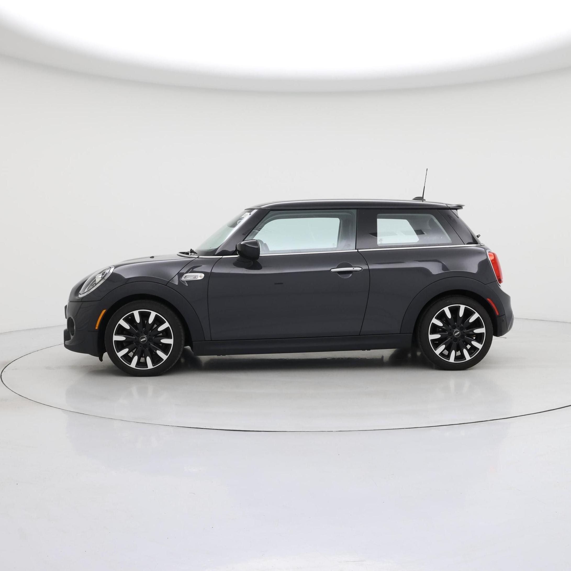 Thumbnail: 2021 MINI Cooper Hardtop - 3