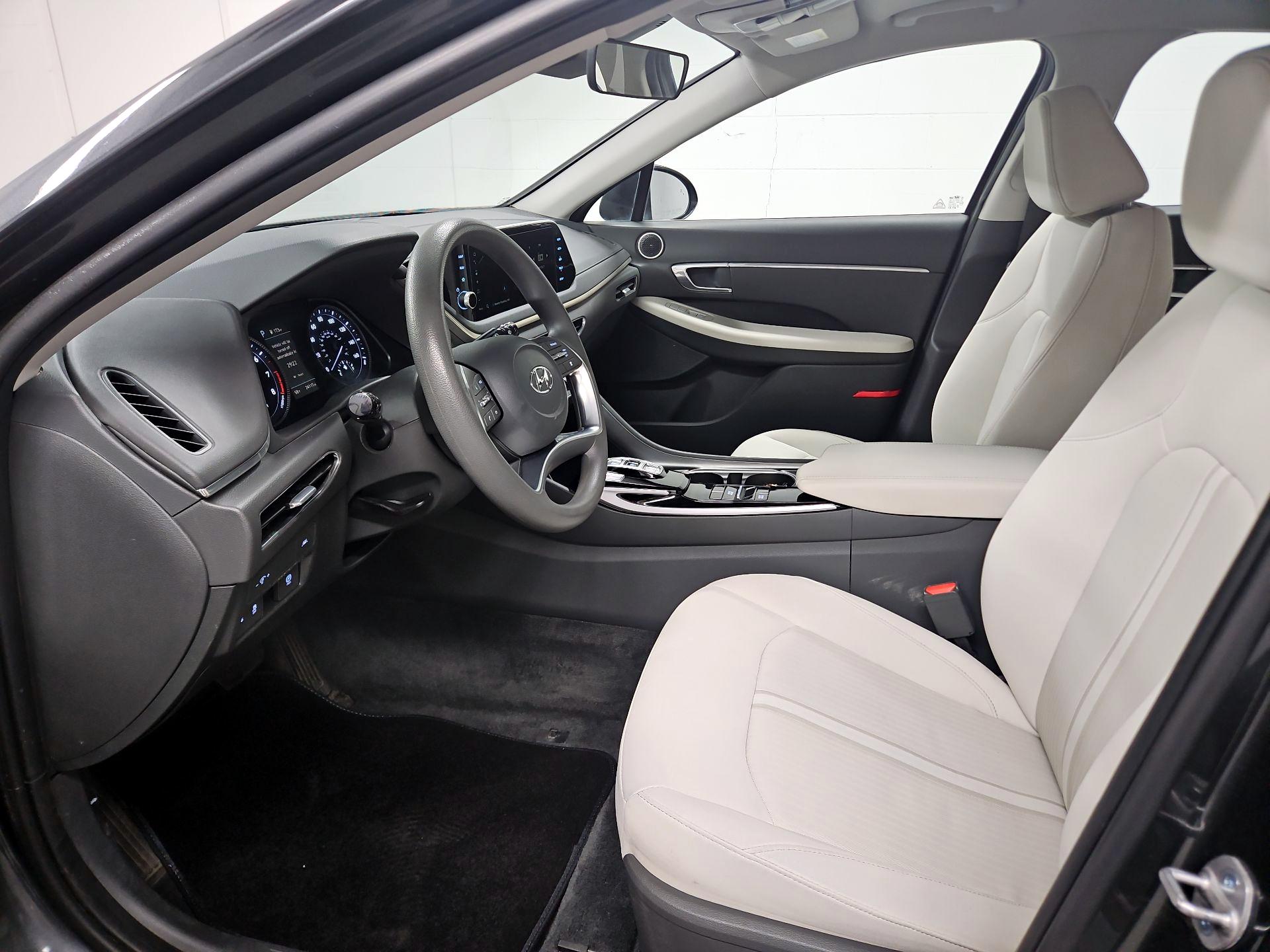 Thumbnail: 2023 Hyundai Sonata - 11