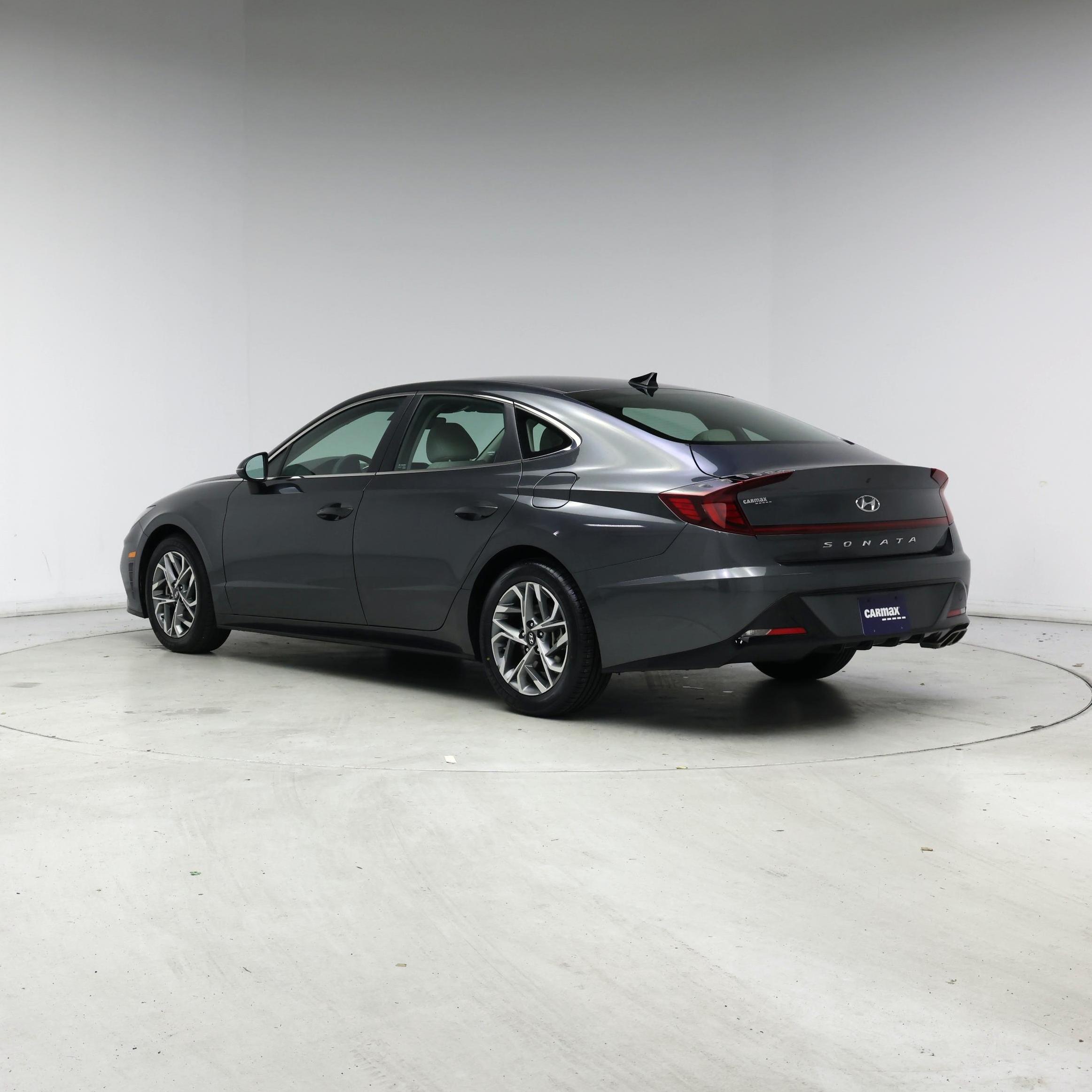 Thumbnail: 2023 Hyundai Sonata - 2