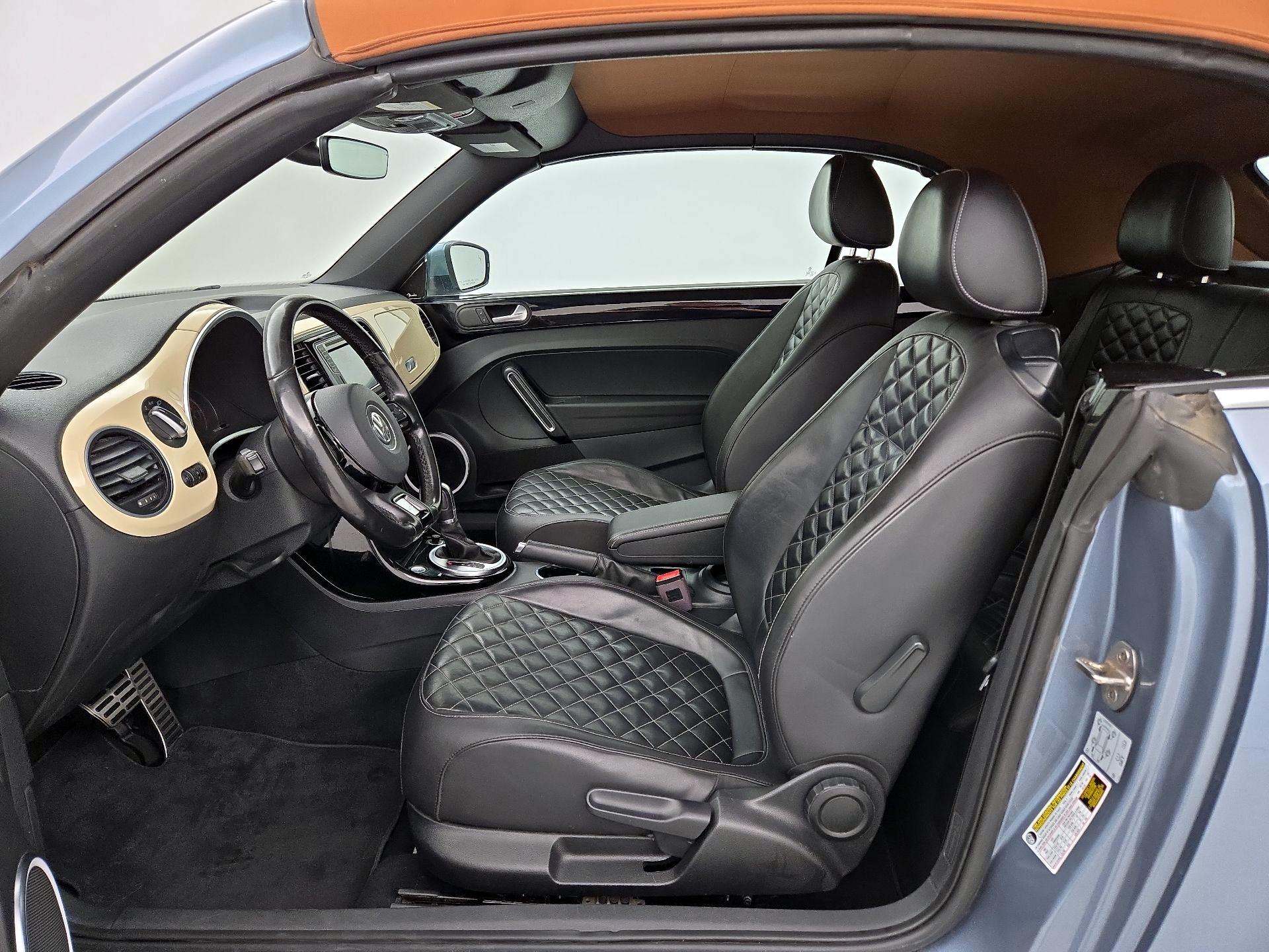 Thumbnail: 2019 Volkswagen Beetle - 11