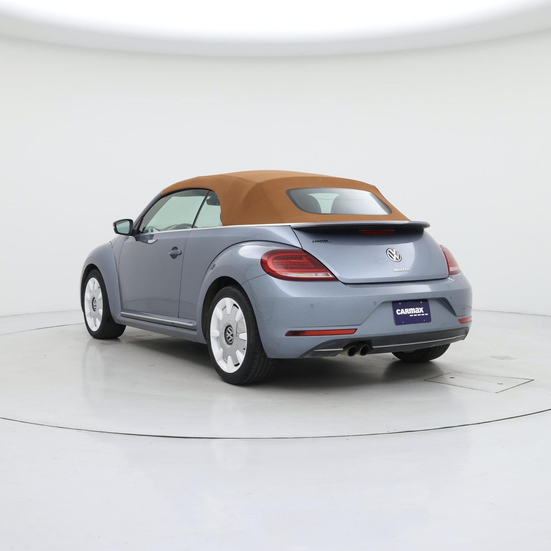 Thumbnail: 2019 Volkswagen Beetle - 2