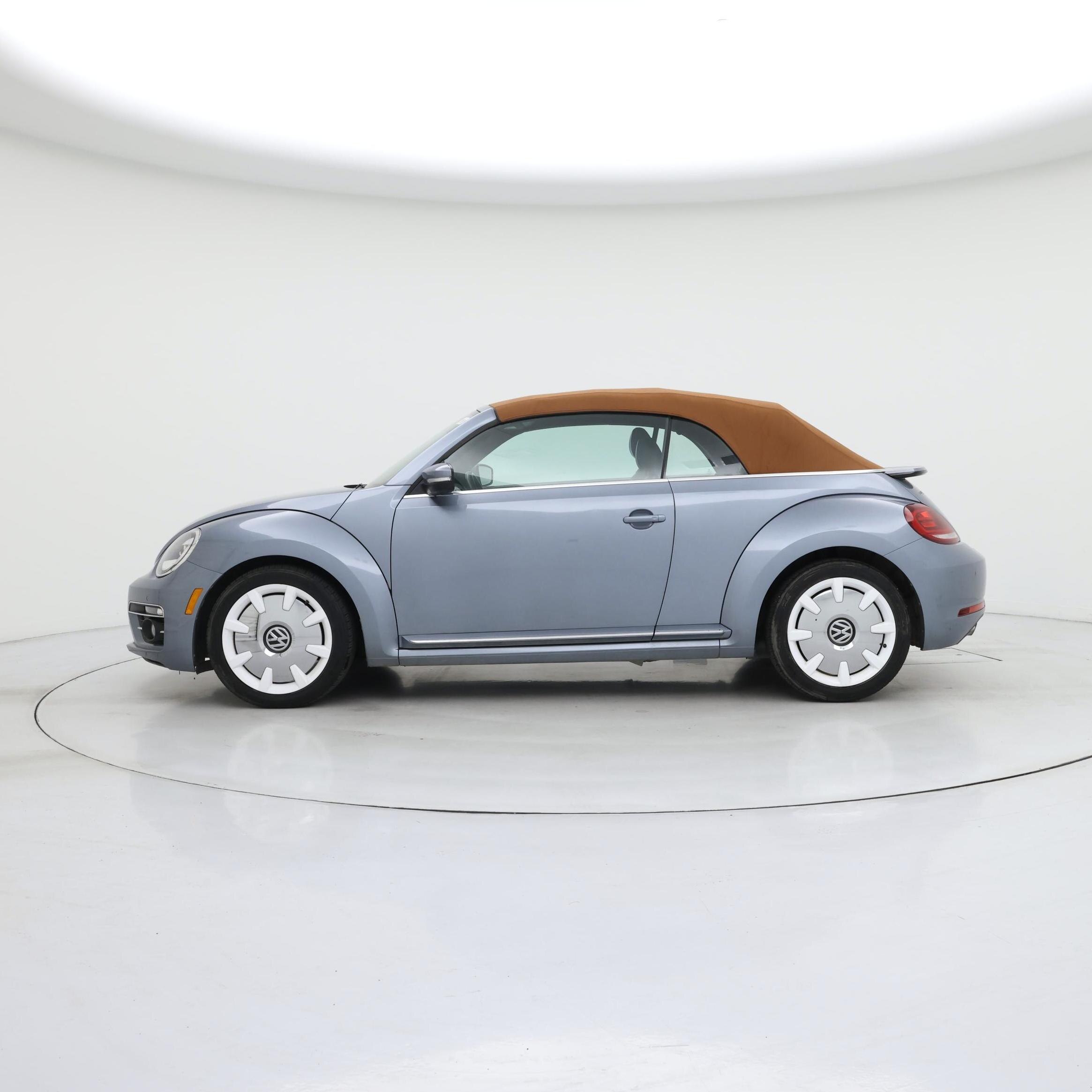Thumbnail: 2019 Volkswagen Beetle - 3