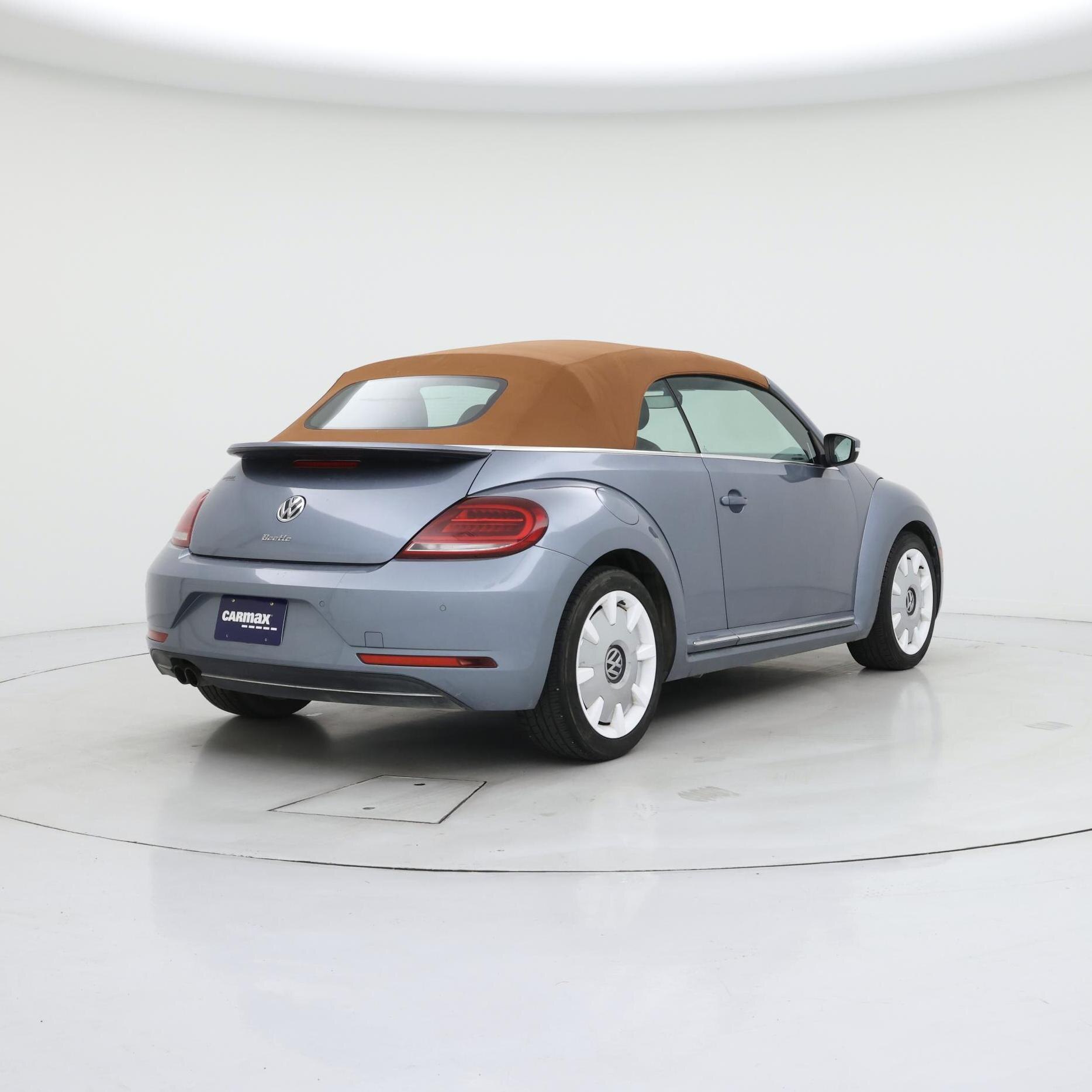Thumbnail: 2019 Volkswagen Beetle - 8