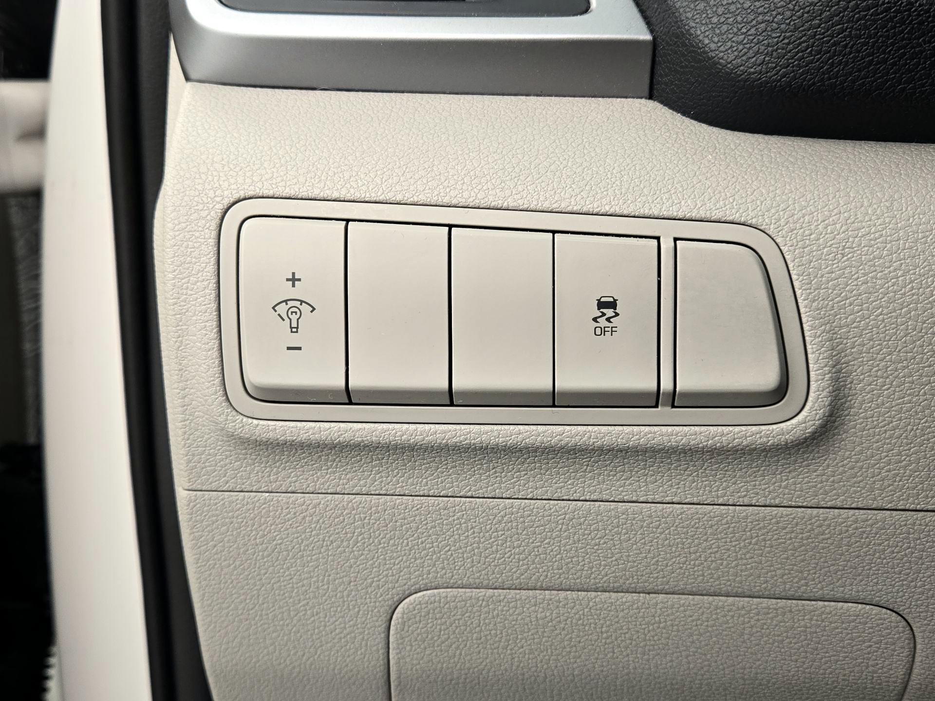 Thumbnail: 2017 Hyundai Tucson - 13