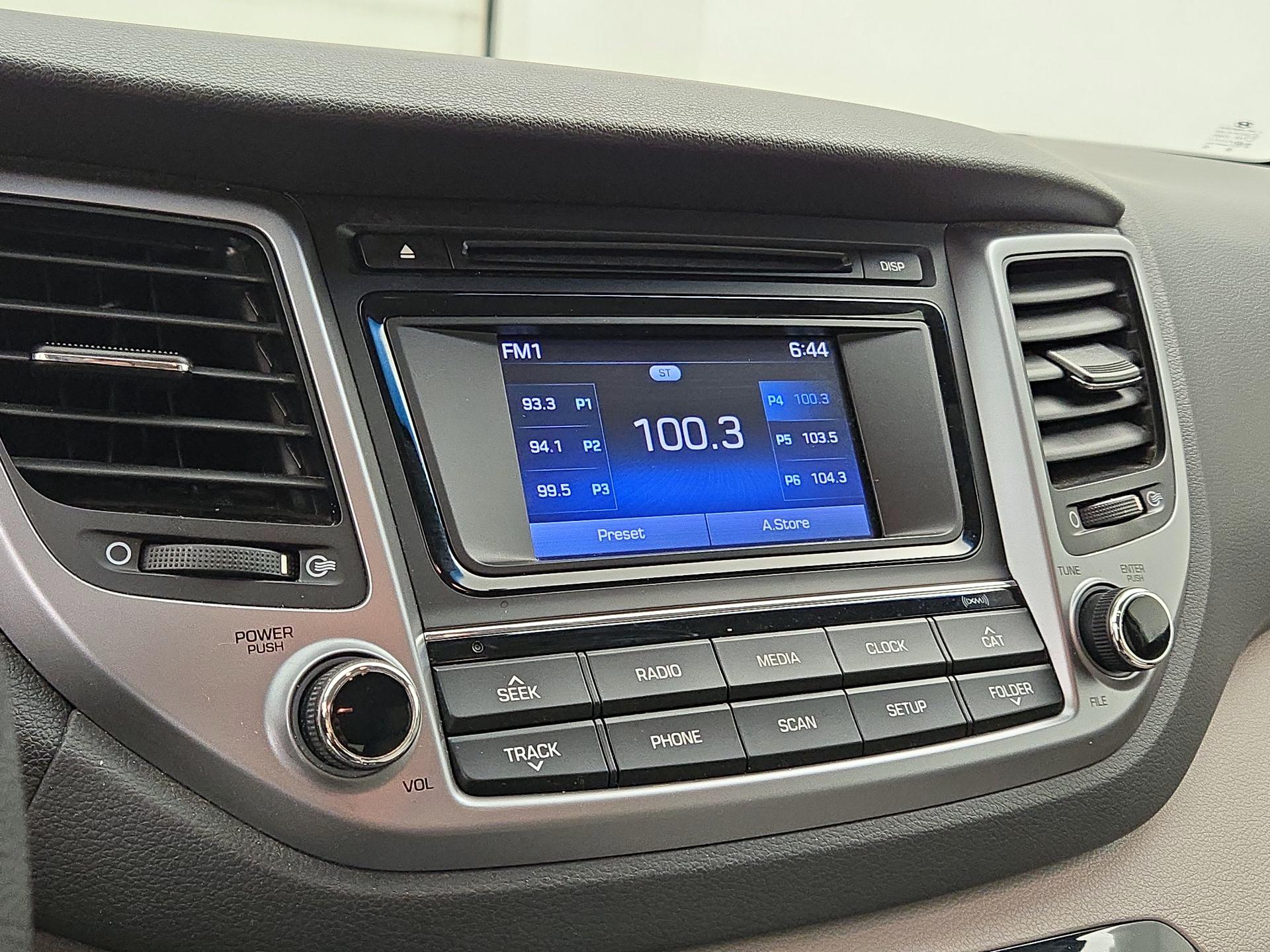 Thumbnail: 2017 Hyundai Tucson - 15