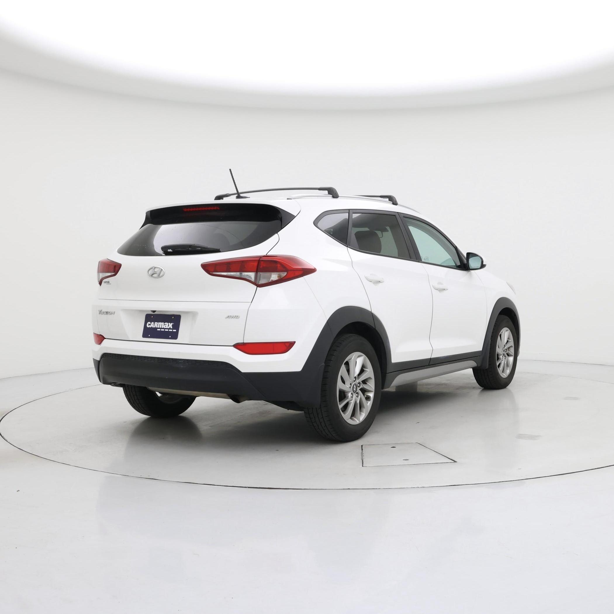 Thumbnail: 2017 Hyundai Tucson - 8