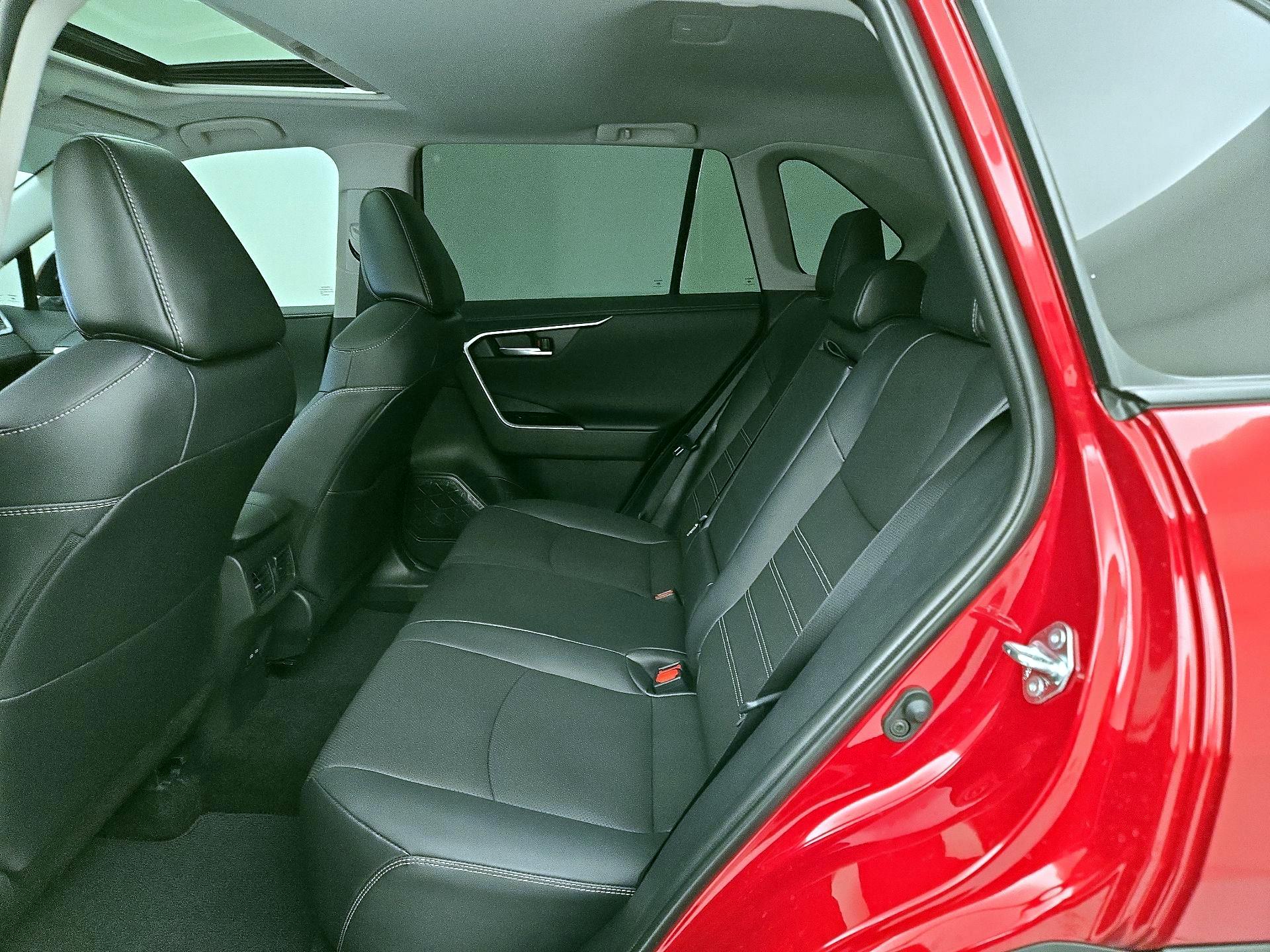 Thumbnail: 2025 Toyota RAV4 - 20