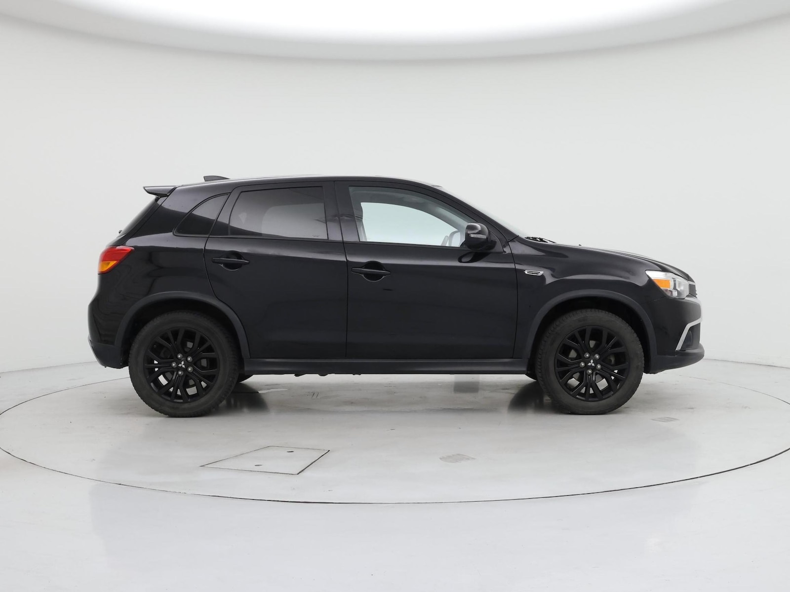 2017 Mitsubishi Outlander Sport LE - Photo 8