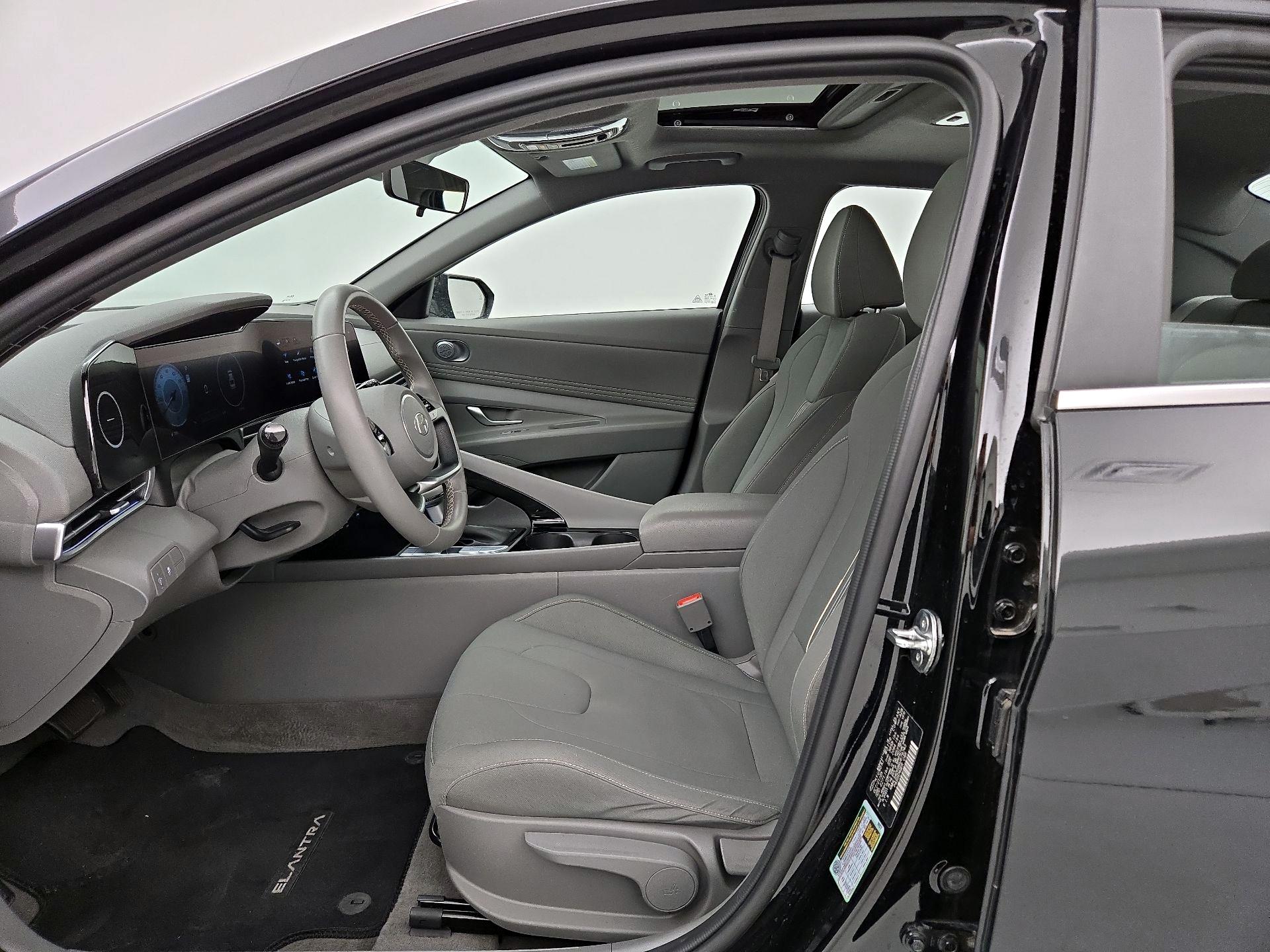 Thumbnail: 2024 Hyundai Elantra - 11