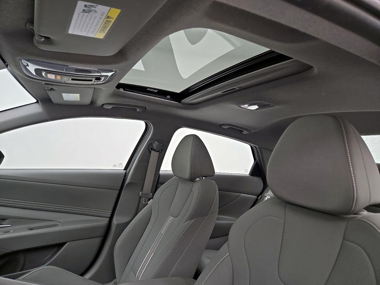 2024 Hyundai Elantra SEL - Photo 20