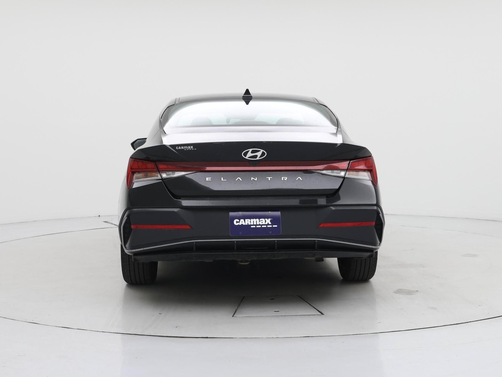 2024 Hyundai Elantra SEL - Photo 7