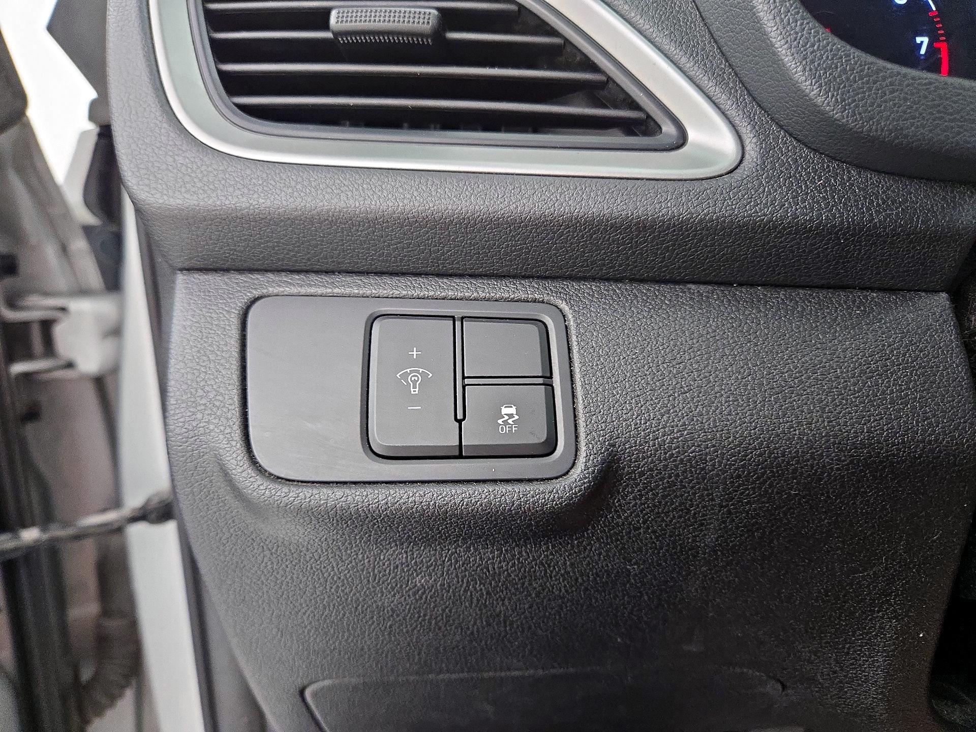 Thumbnail: 2018 Hyundai Accent - 13