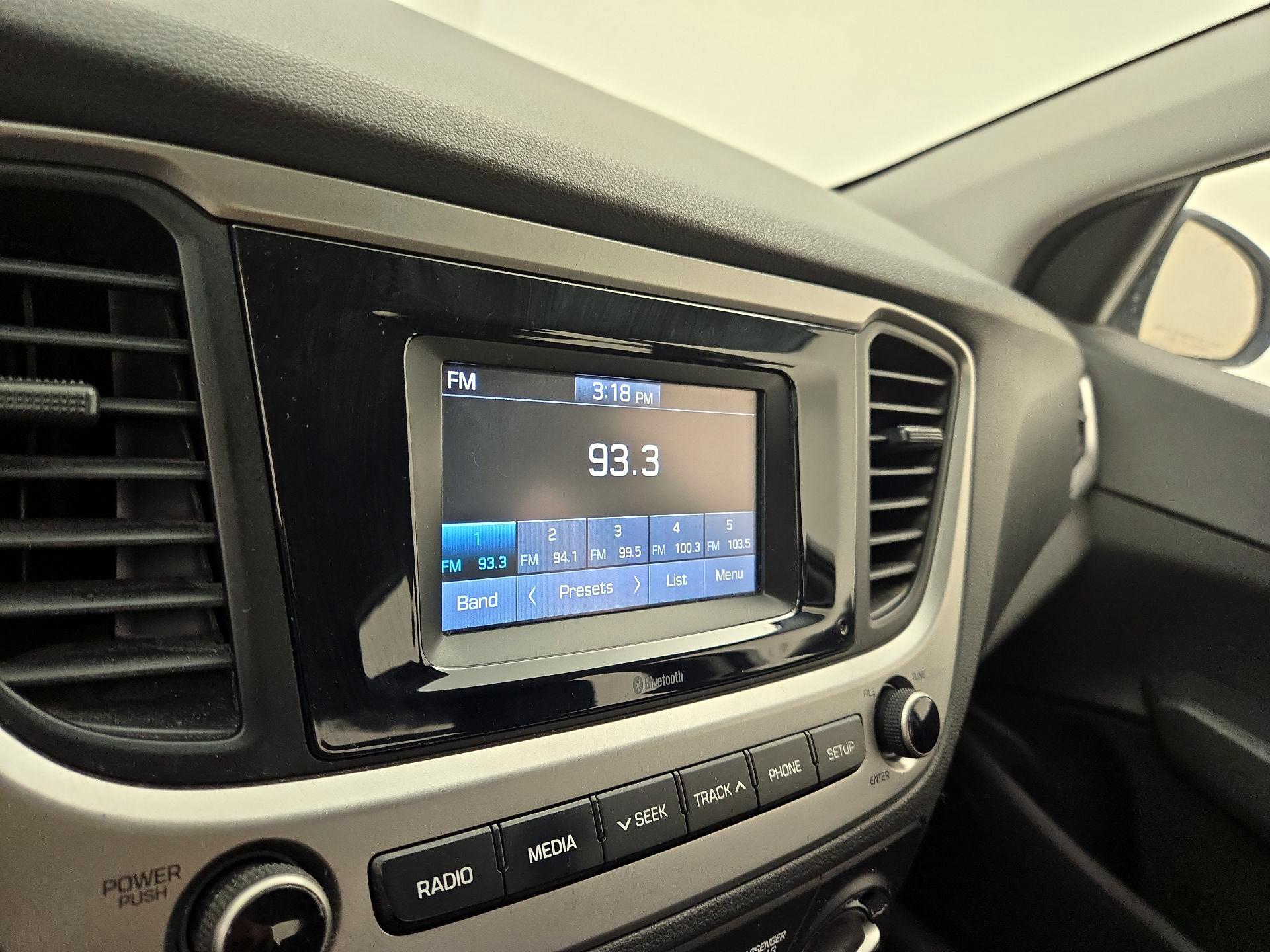 Thumbnail: 2018 Hyundai Accent - 15