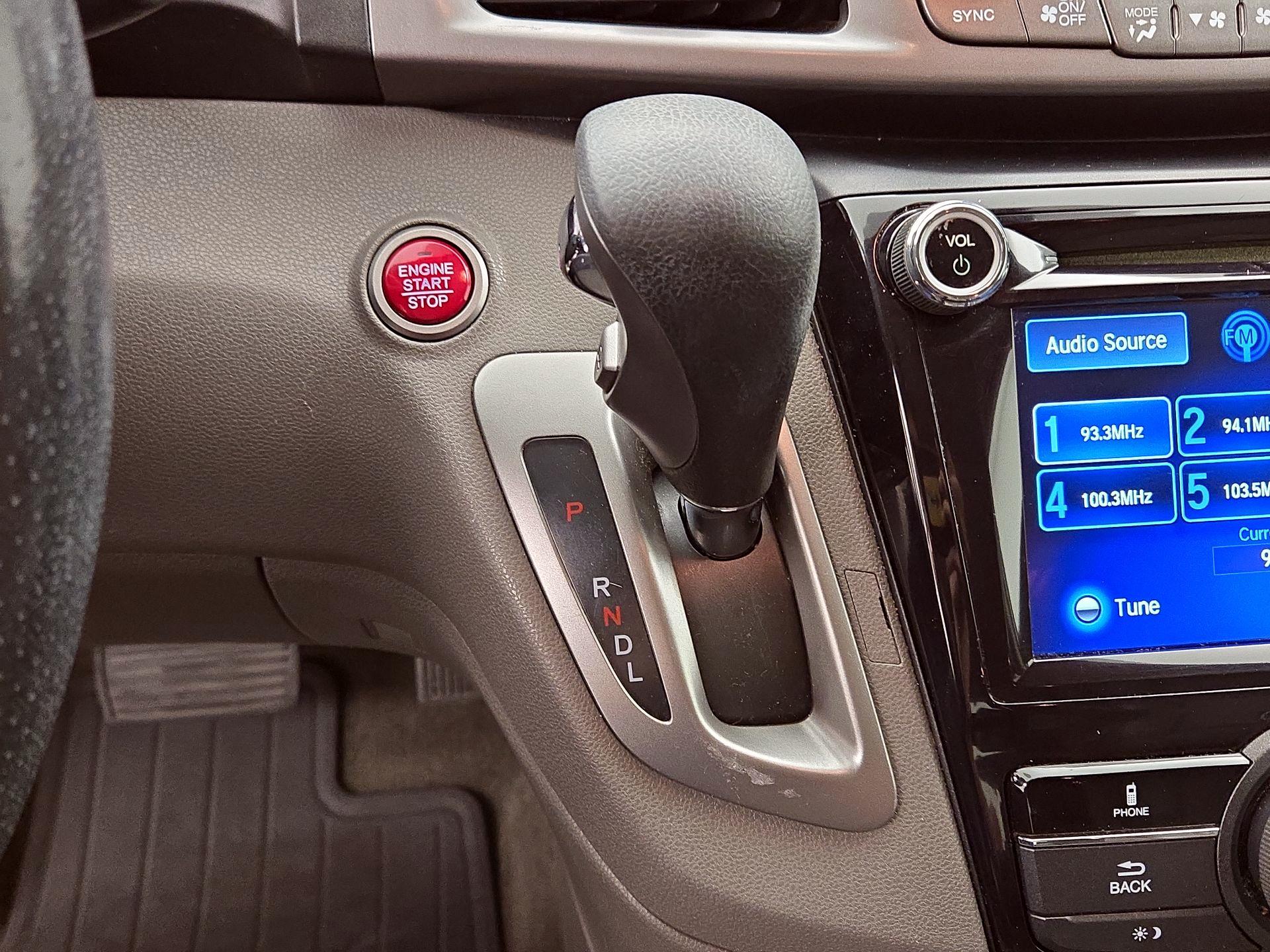 Thumbnail: 2015 Honda Odyssey - 17