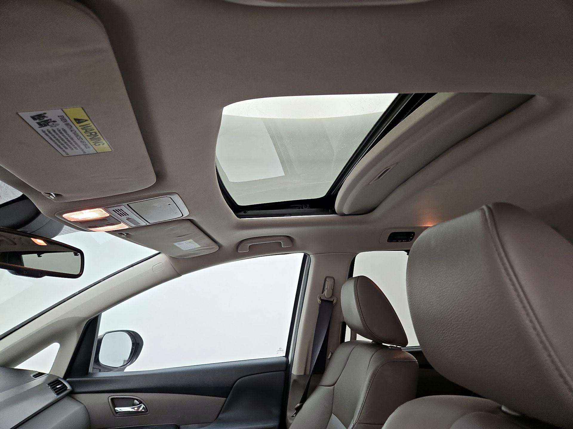 Thumbnail: 2015 Honda Odyssey - 19