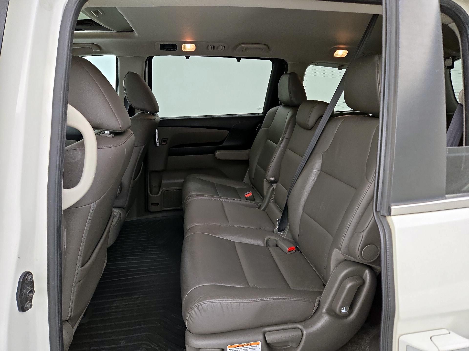 Thumbnail: 2015 Honda Odyssey - 20