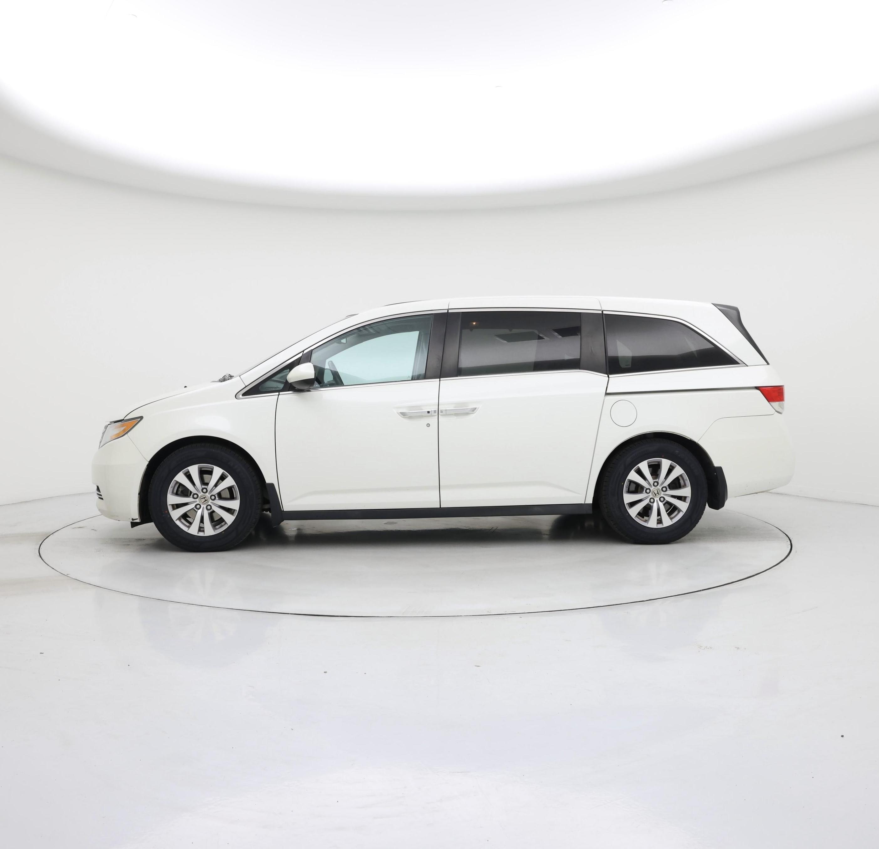 Thumbnail: 2015 Honda Odyssey - 3