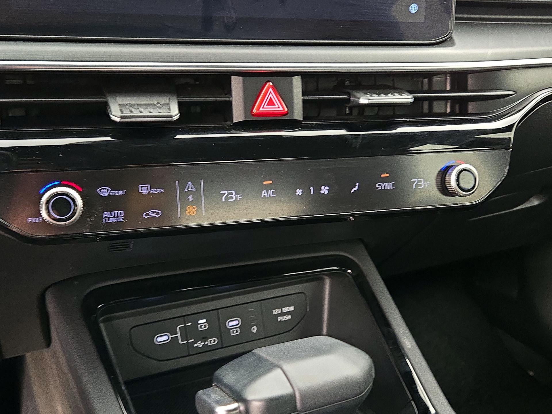 Thumbnail: 2025 Kia K5 - 17