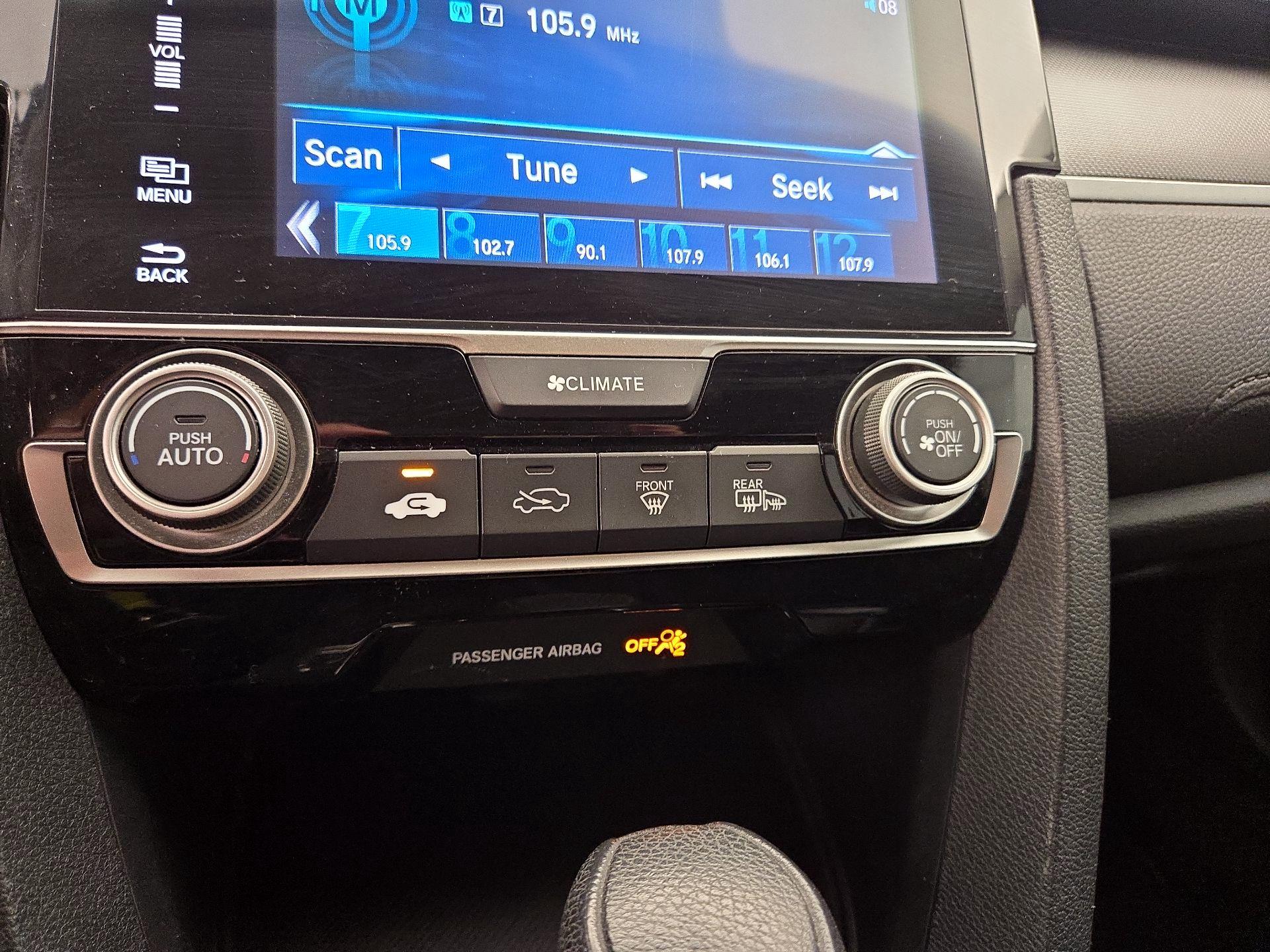 Thumbnail: 2016 Honda Civic - 16