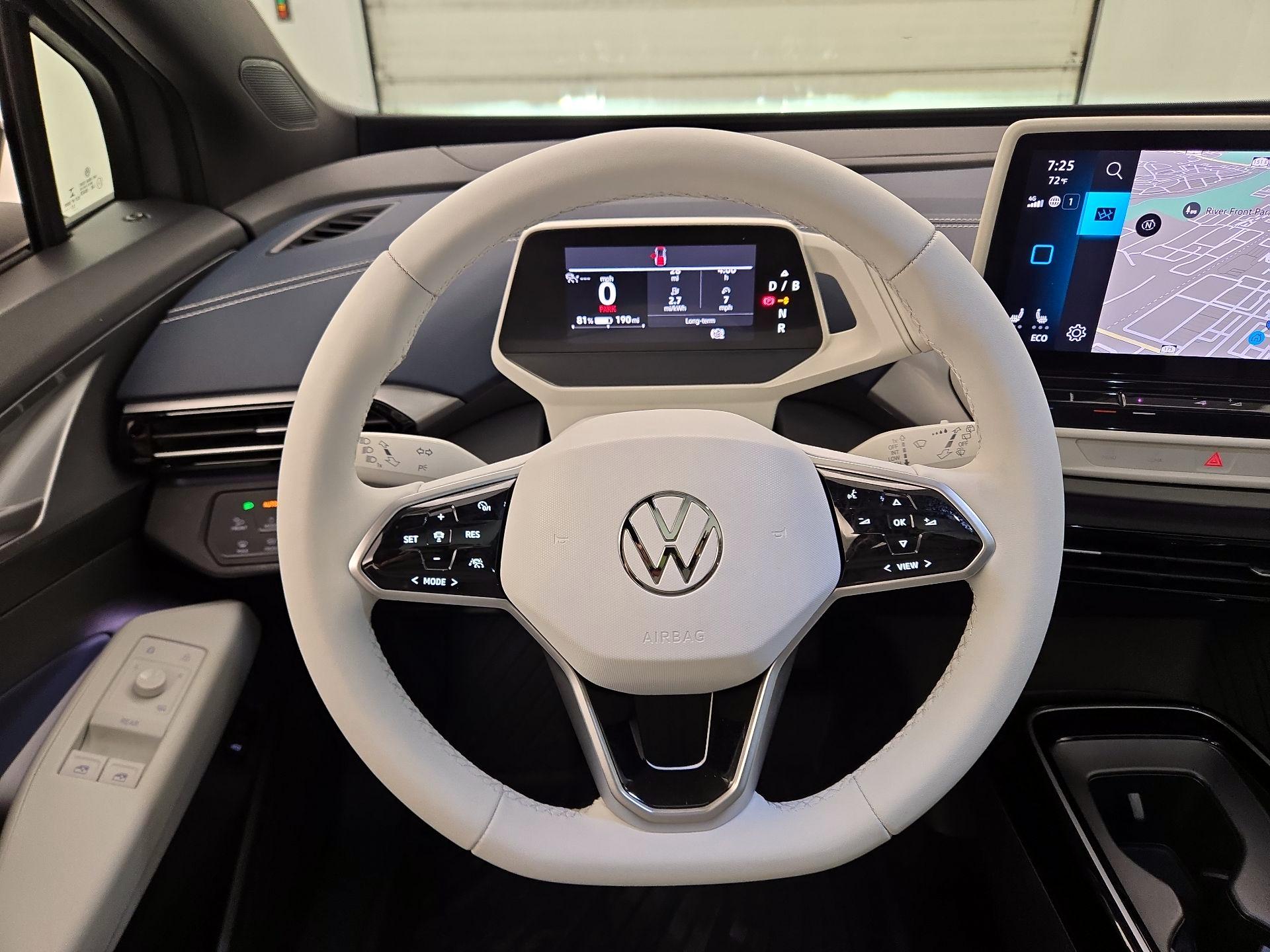 Thumbnail: 2023 Volkswagen ID.4 - 10